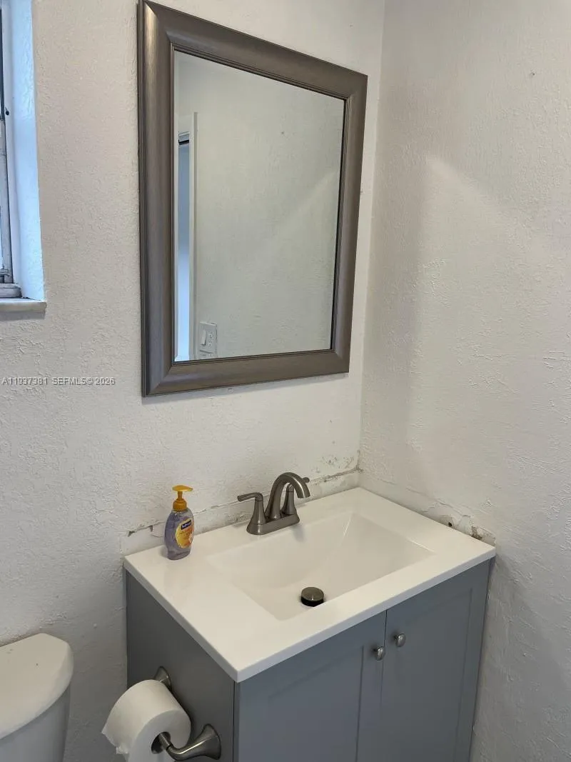 1471 Nw 22nd St, Fort Lauderdale, Florida 33311, Fort Lauderdale, Florida 33311, ,Residential Income,For Sale,1471 Nw 22nd St, Fort Lauderdale, Florida 33311,A11937381