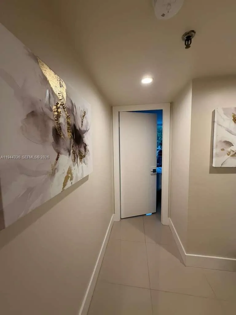 17890 W Dixie Hwy 210, North Miami Beach, Florida, North Miami Beach, Florida 33160, 2 Bedrooms Bedrooms, ,2 BathroomsBathrooms,Residential Lease,For Rent,17890 W Dixie Hwy 210, North Miami Beach, Florida ,A11944336