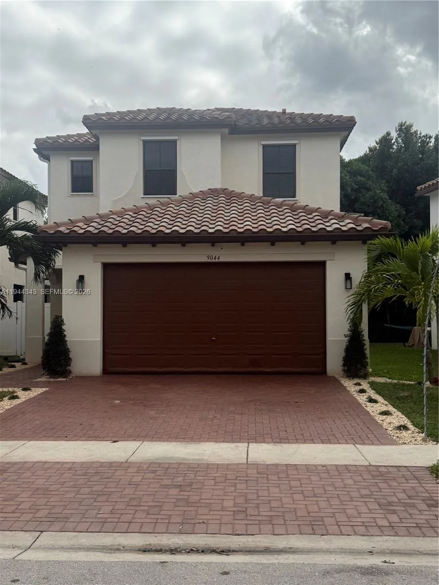 9044 Sw 39th St 9044, Miramar, Florida 33025, Miramar, Florida 33025, 3 Bedrooms Bedrooms, ,2 BathroomsBathrooms,Residential Lease,For Rent,9044 Sw 39th St 9044, Miramar, Florida 33025,A11944343 9044 Sw 39th St 9044, Miramar, Florida 33025, Miramar, Florida 33025, 3 Bedrooms Bedrooms, ,2 BathroomsBathrooms,Residential Lease,For Rent,9044 Sw 39th St 9044, Miramar, Florida 33025,A11944343