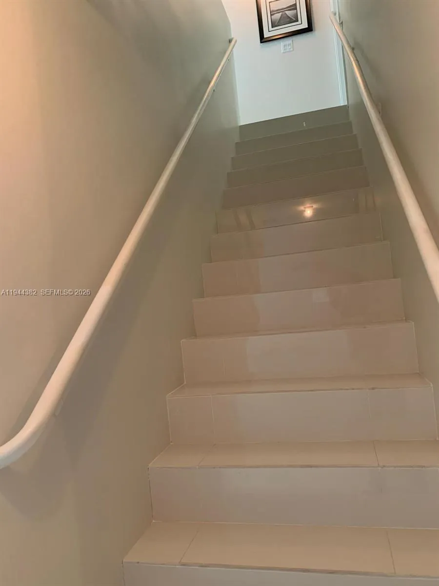 6000 Collins Ave, Miami Beach, Florida 33140, Miami Beach, Florida 33140, 2 Bedrooms Bedrooms, ,2 BathroomsBathrooms,Residential,For Sale,6000 Collins Ave, Miami Beach, Florida 33140,A11944382