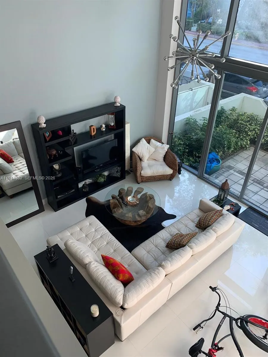6000 Collins Ave, Miami Beach, Florida 33140, Miami Beach, Florida 33140, 2 Bedrooms Bedrooms, ,2 BathroomsBathrooms,Residential,For Sale,6000 Collins Ave, Miami Beach, Florida 33140,A11944382