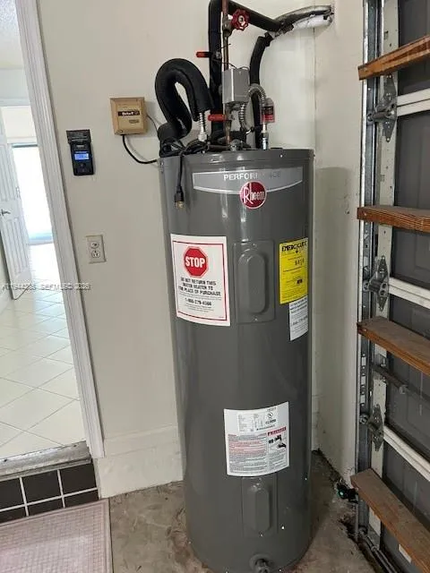 Plantation, Florida 33322, 4 Bedrooms Bedrooms, ,2 BathroomsBathrooms,Residential Lease,For Rent,A11944385