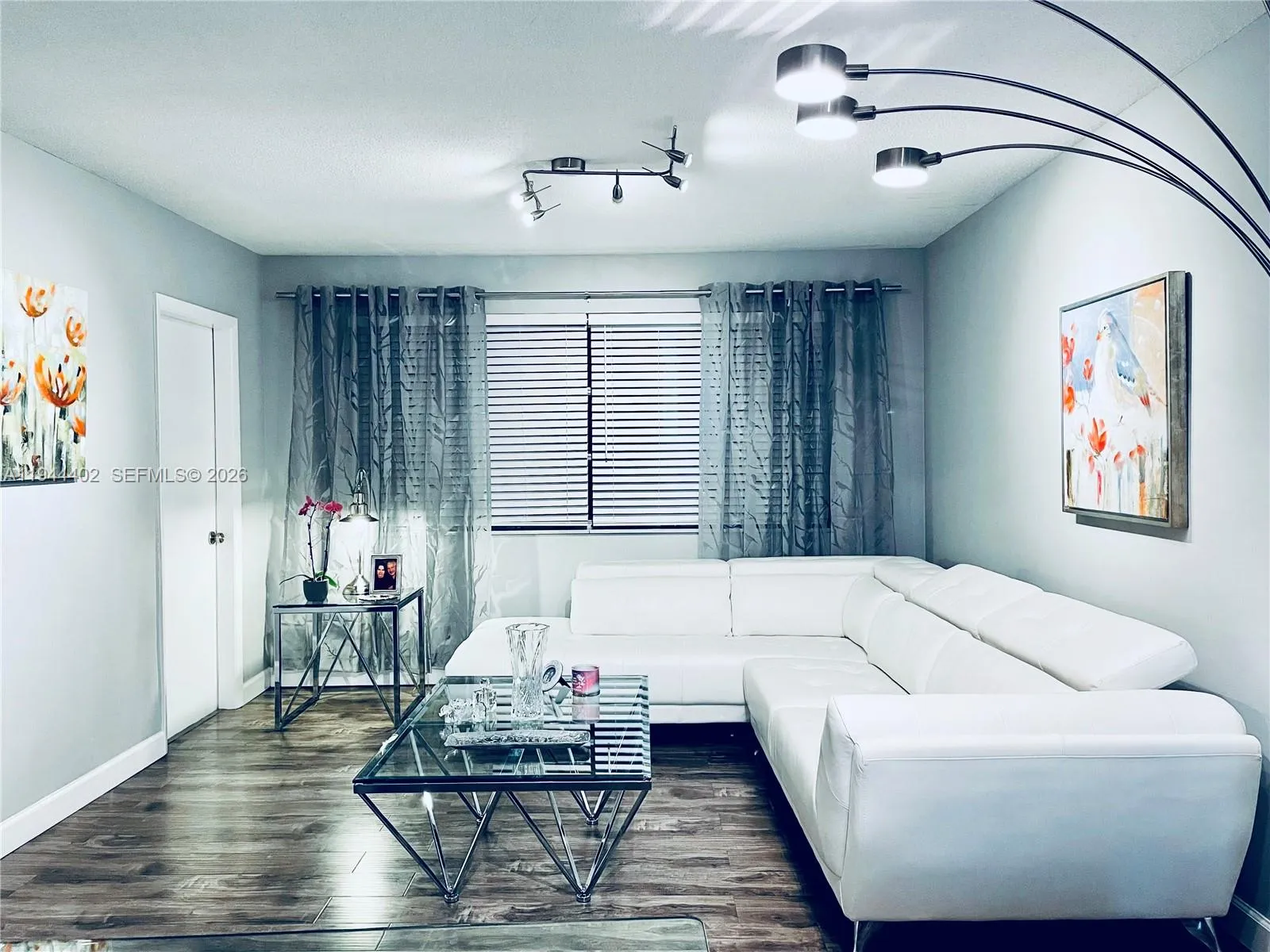 2300 Park Ln 201, Hollywood, Florida 33021, Hollywood, Florida 33021, 2 Bedrooms Bedrooms, ,2 BathroomsBathrooms,Residential,For Sale,2300 Park Ln 201, Hollywood, Florida 33021,A11944402