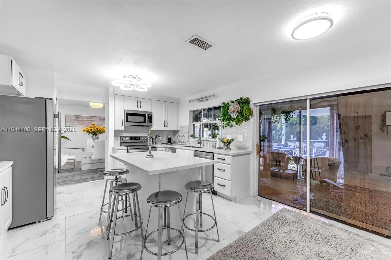 942 Nw 133rd Ct, Miami, Florida 33182, Miami, Florida 33182, 4 Bedrooms Bedrooms, ,3 BathroomsBathrooms,Residential,For Sale,942 Nw 133rd Ct, Miami, Florida 33182,A11944429