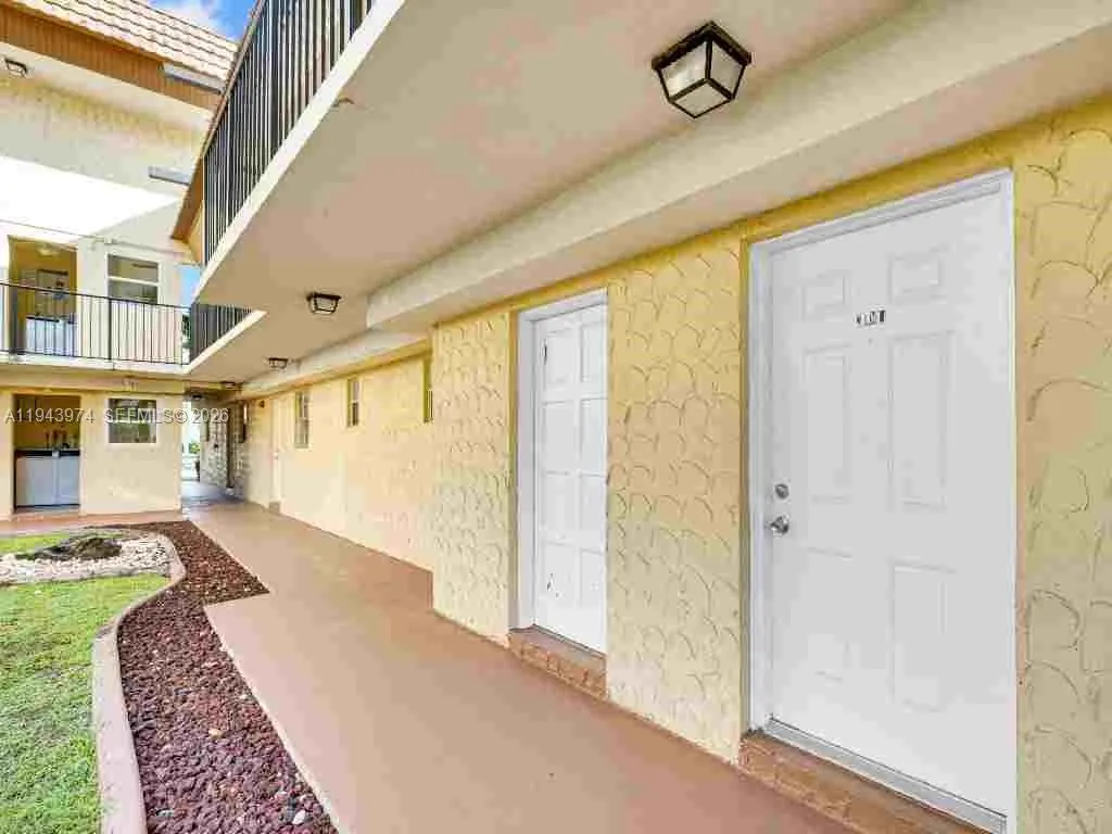 8600 Sw 109th Ave 4-101, Miami, Florida 33173, Miami, Florida 33173, 2 Bedrooms Bedrooms, ,2 BathroomsBathrooms,Residential,For Sale,8600 Sw 109th Ave 4-101, Miami, Florida 33173,A11943974 8600 Sw 109th Ave 4-101, Miami, Florida 33173, Miami, Florida 33173, 2 Bedrooms Bedrooms, ,2 BathroomsBathrooms,Residential,For Sale,8600 Sw 109th Ave 4-101, Miami, Florida 33173,A11943974