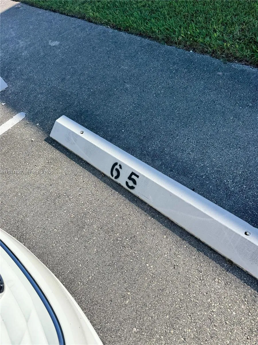 65 Westbury C 65, Deerfield Beach, Florida 33442, Deerfield Beach, Florida 33442, 1 Bedroom Bedrooms, ,1 BathroomBathrooms,Residential,For Sale,65 Westbury C 65, Deerfield Beach, Florida 33442,A11944430