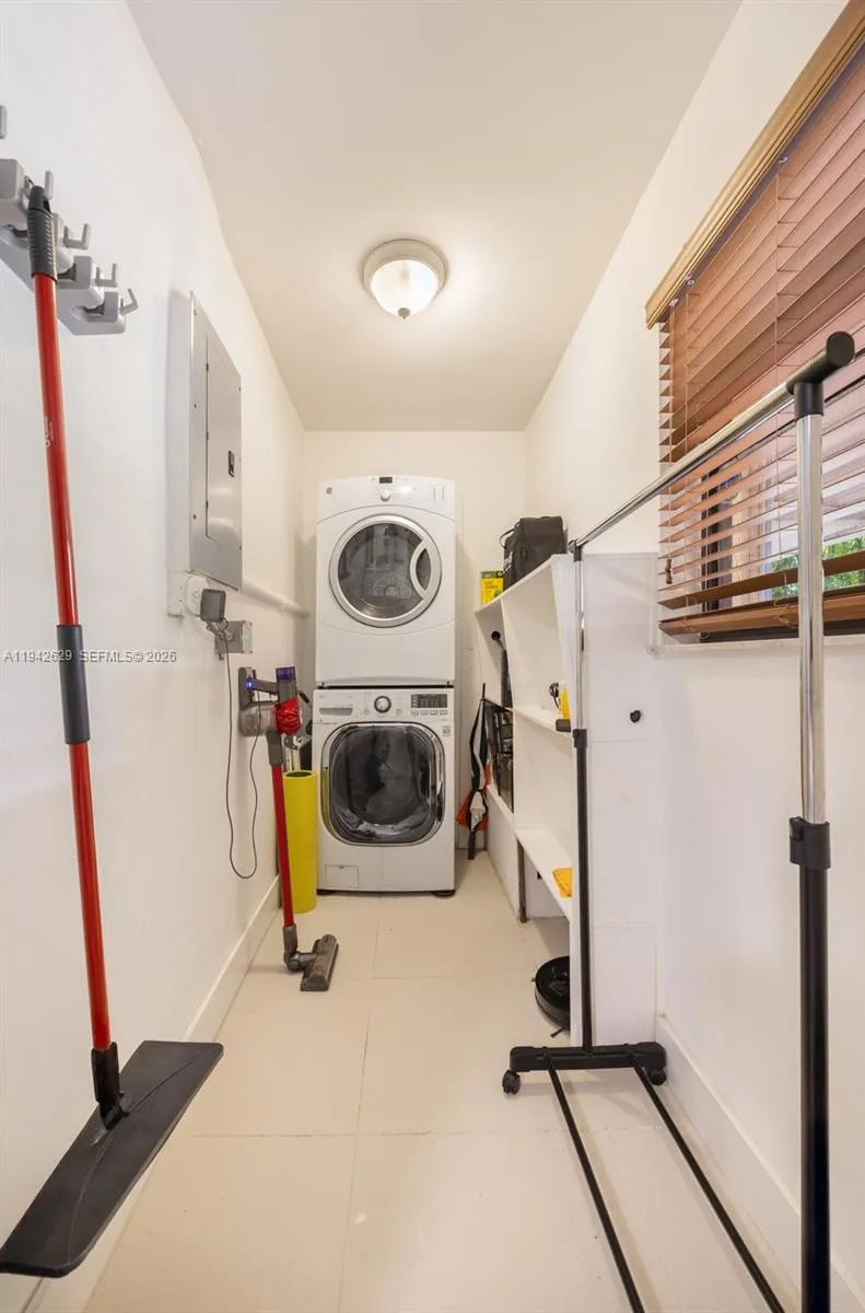 20450 Sw 198th Ave, Miami, Florida 33187, Miami, Florida 33187, 4 Bedrooms Bedrooms, ,4 BathroomsBathrooms,Residential Lease,For Rent,20450 Sw 198th Ave, Miami, Florida 33187,A11942629