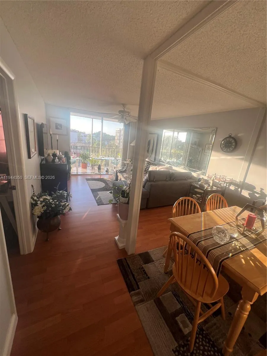 8900 Washington Blvd 402, Pembroke Pines, Florida, Pembroke Pines, Florida 33025, 1 Bedroom Bedrooms, ,1 BathroomBathrooms,Residential,For Sale,8900 Washington Blvd 402, Pembroke Pines, Florida ,A11944350