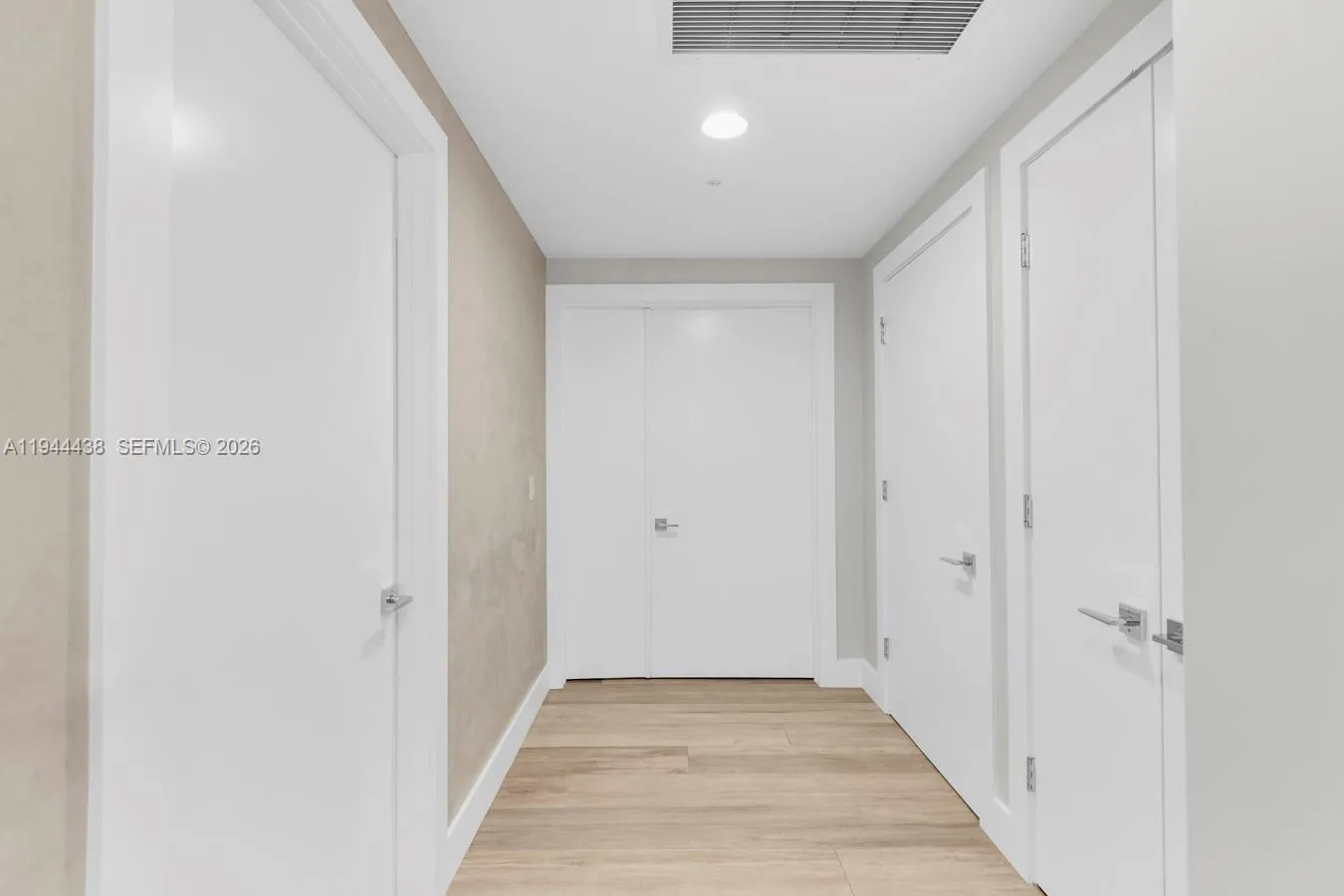 17301 Biscayne Blvd 1106, North Miami Beach, Flori, North Miami Beach, Florida 33160, 3 Bedrooms Bedrooms, ,3 BathroomsBathrooms,Residential,For Sale,17301 Biscayne Blvd 1106, North Miami Beach, Flori,A11944438