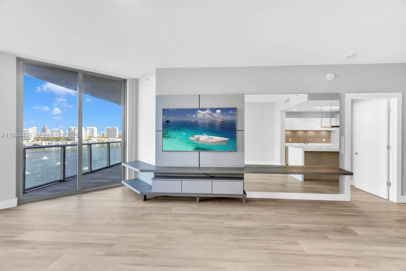 17301 Biscayne Blvd 1106, North Miami Beach, Flori, North Miami Beach, Florida 33160, 3 Bedrooms Bedrooms, ,3 BathroomsBathrooms,Residential,For Sale,17301 Biscayne Blvd 1106, North Miami Beach, Flori,A11944438