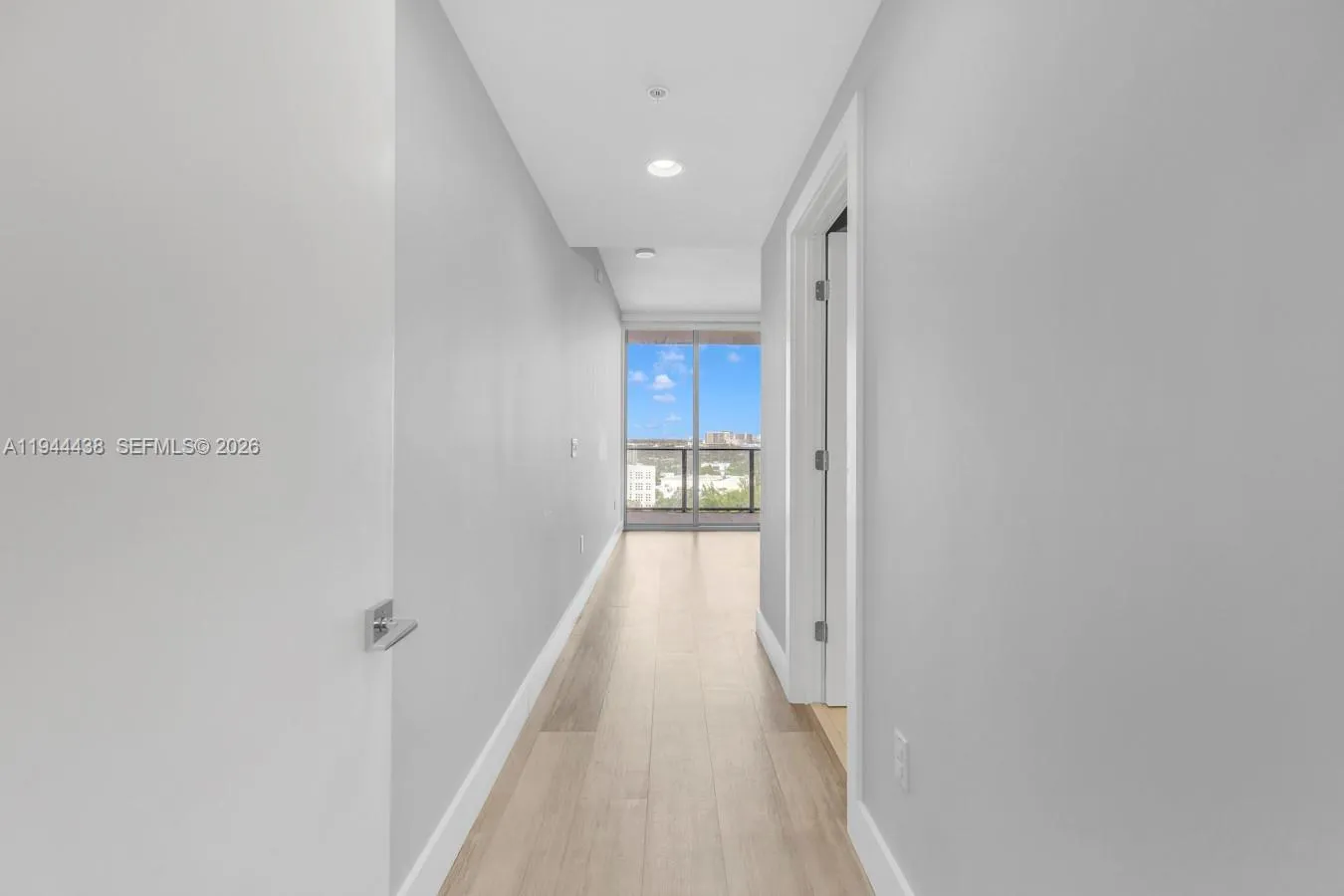17301 Biscayne Blvd 1106, North Miami Beach, Flori, North Miami Beach, Florida 33160, 3 Bedrooms Bedrooms, ,3 BathroomsBathrooms,Residential,For Sale,17301 Biscayne Blvd 1106, North Miami Beach, Flori,A11944438