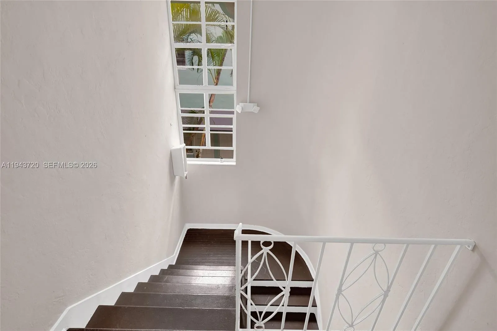 1022 Euclid Ave 15, Miami Beach, Florida 33139, Miami Beach, Florida 33139, 2 Bedrooms Bedrooms, ,2 BathroomsBathrooms,Residential,For Sale,1022 Euclid Ave 15, Miami Beach, Florida 33139,A11943720