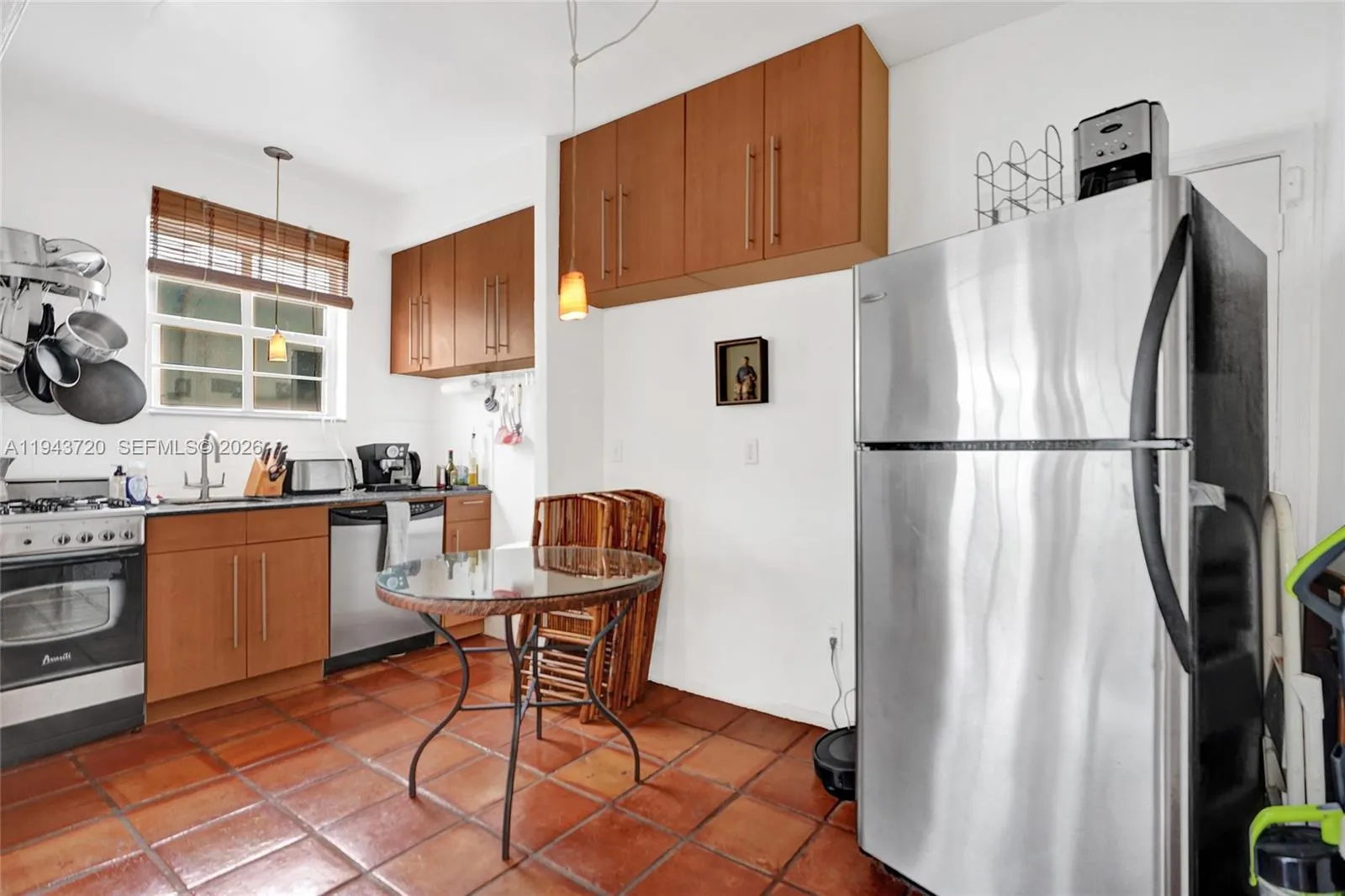 1022 Euclid Ave 15, Miami Beach, Florida 33139, Miami Beach, Florida 33139, 2 Bedrooms Bedrooms, ,2 BathroomsBathrooms,Residential,For Sale,1022 Euclid Ave 15, Miami Beach, Florida 33139,A11943720