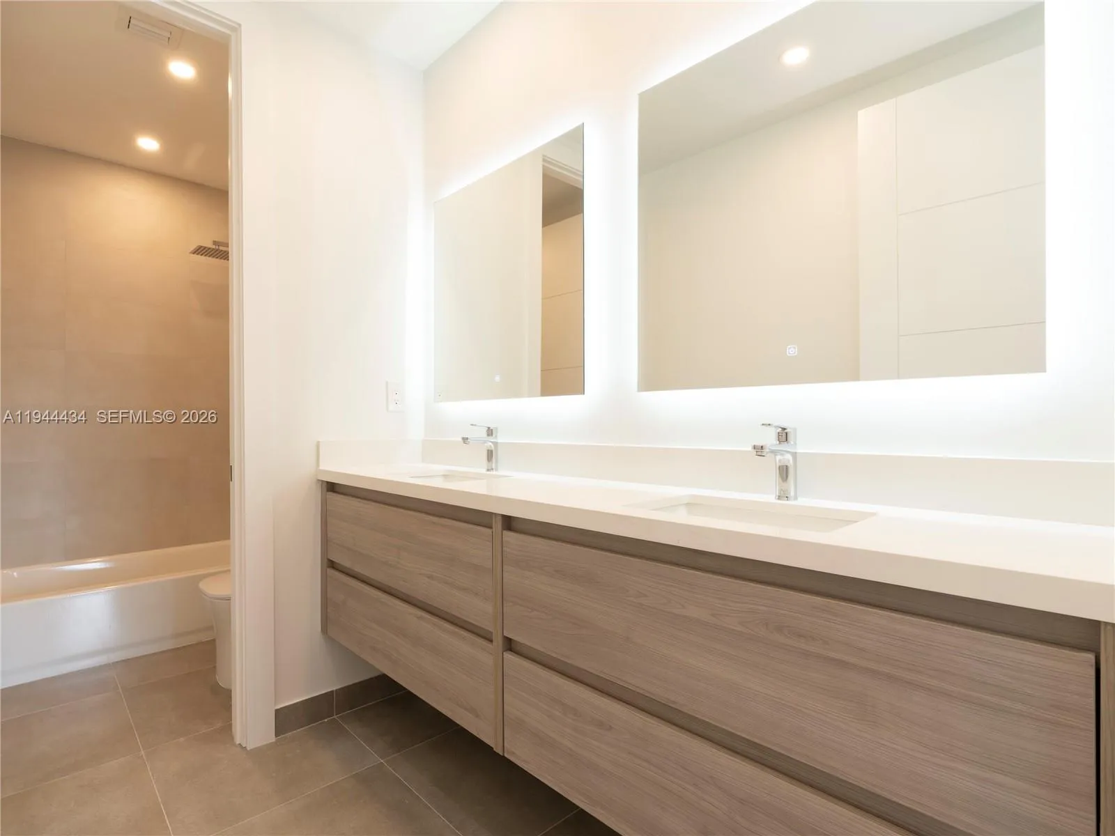 830 Sw 30th St, Fort Lauderdale, Florida 33315, Fort Lauderdale, Florida 33315, 4 Bedrooms Bedrooms, ,3 BathroomsBathrooms,Residential,For Sale,830 Sw 30th St, Fort Lauderdale, Florida 33315,A11944434