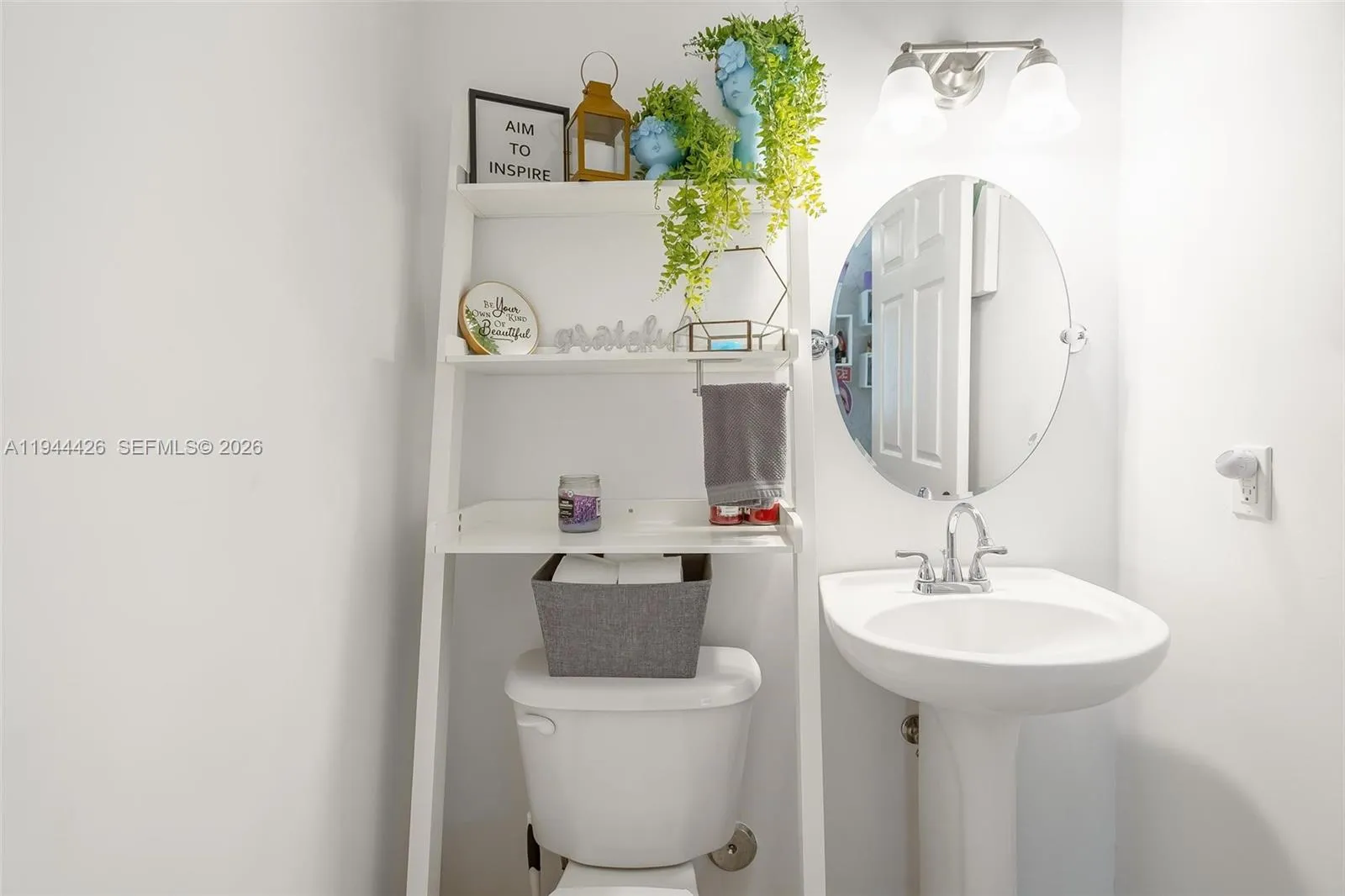 357 Ne 35th Ter, Homestead, Florida 33033, Homestead, Florida 33033, 4 Bedrooms Bedrooms, ,2 BathroomsBathrooms,Residential,For Sale,357 Ne 35th Ter, Homestead, Florida 33033,A11944426