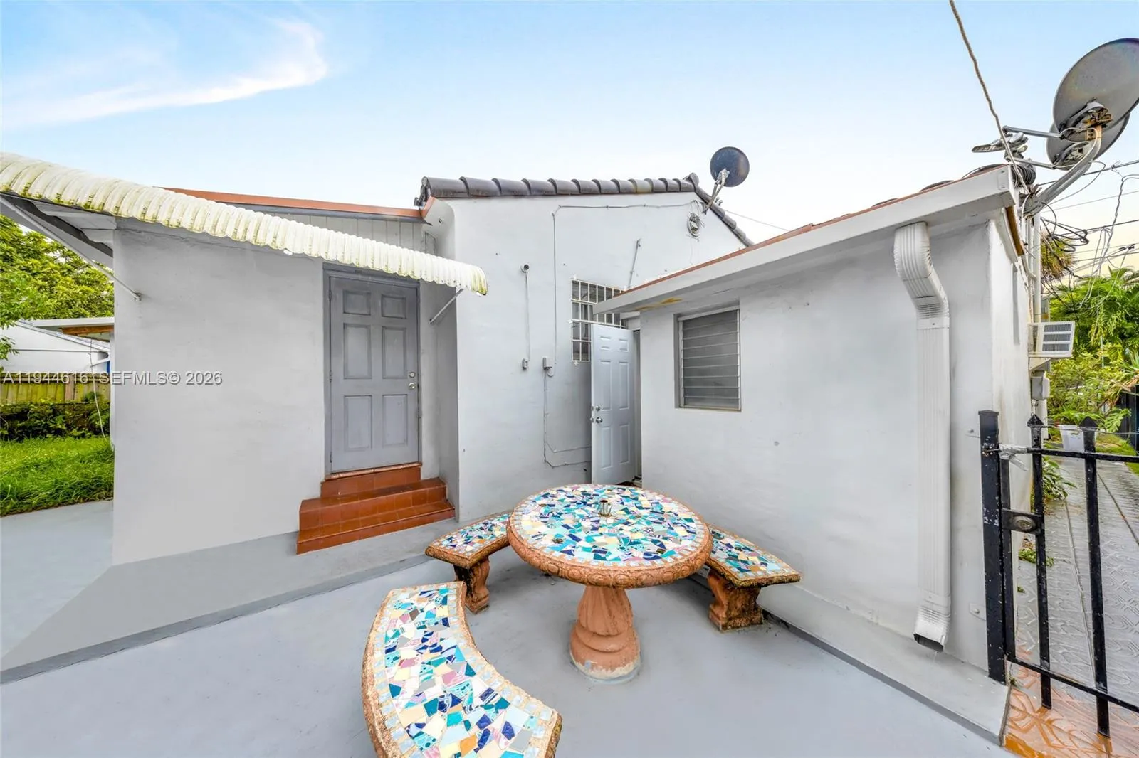 943 Sw 9th Ave, Miami, Florida 33130, Miami, Florida 33130, ,Residential Income,For Sale,943 Sw 9th Ave, Miami, Florida 33130,A11944616