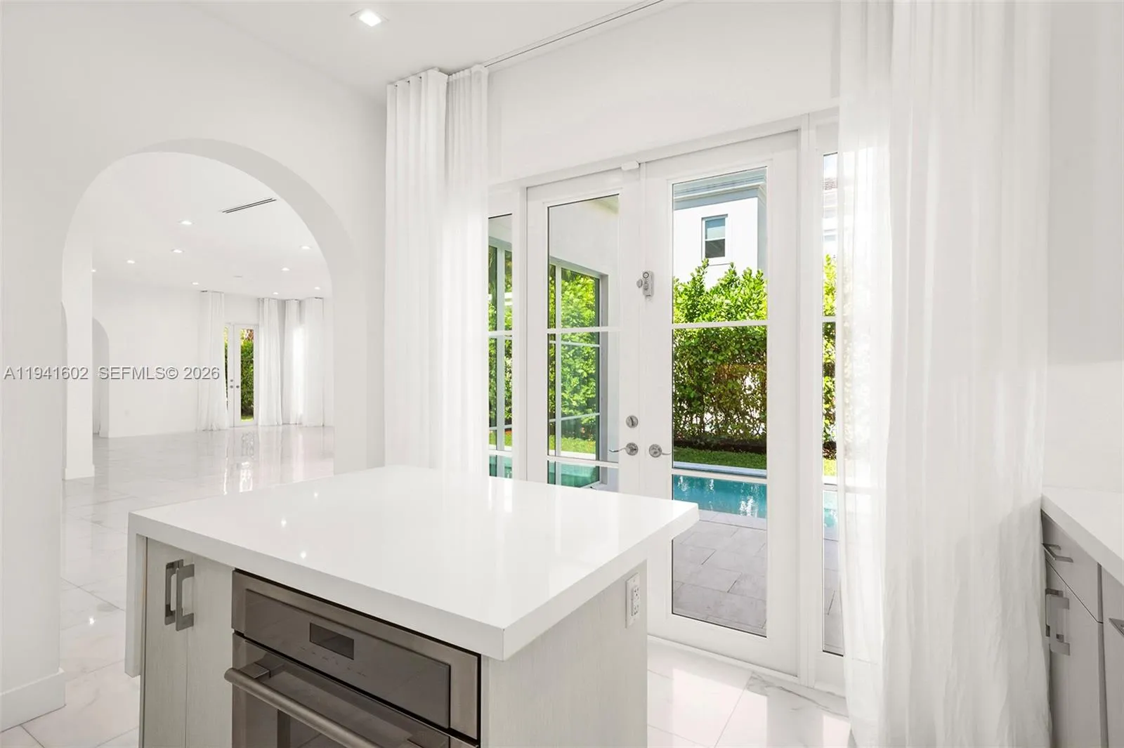 315 Santander Ave 311, Coral Gables, Florida 33134, Coral Gables, Florida 33134, 4 Bedrooms Bedrooms, ,3 BathroomsBathrooms,Residential,For Sale,315 Santander Ave 311, Coral Gables, Florida 33134,A11941602