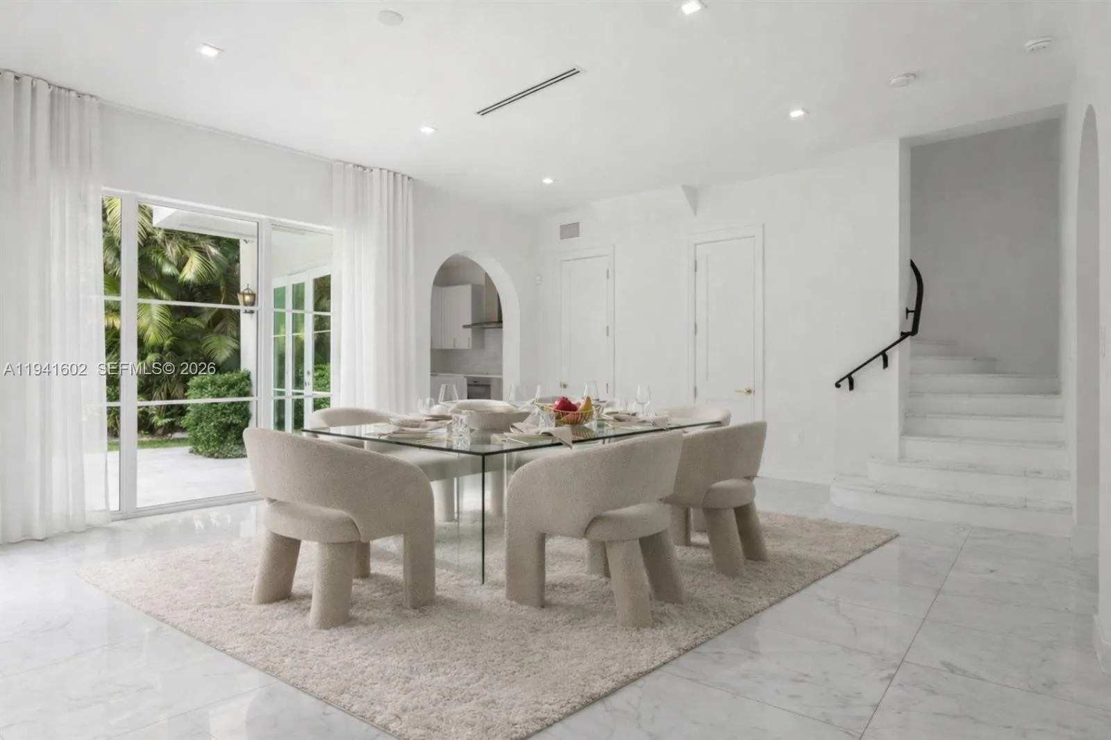315 Santander Ave 311, Coral Gables, Florida 33134, Coral Gables, Florida 33134, 4 Bedrooms Bedrooms, ,3 BathroomsBathrooms,Residential,For Sale,315 Santander Ave 311, Coral Gables, Florida 33134,A11941602