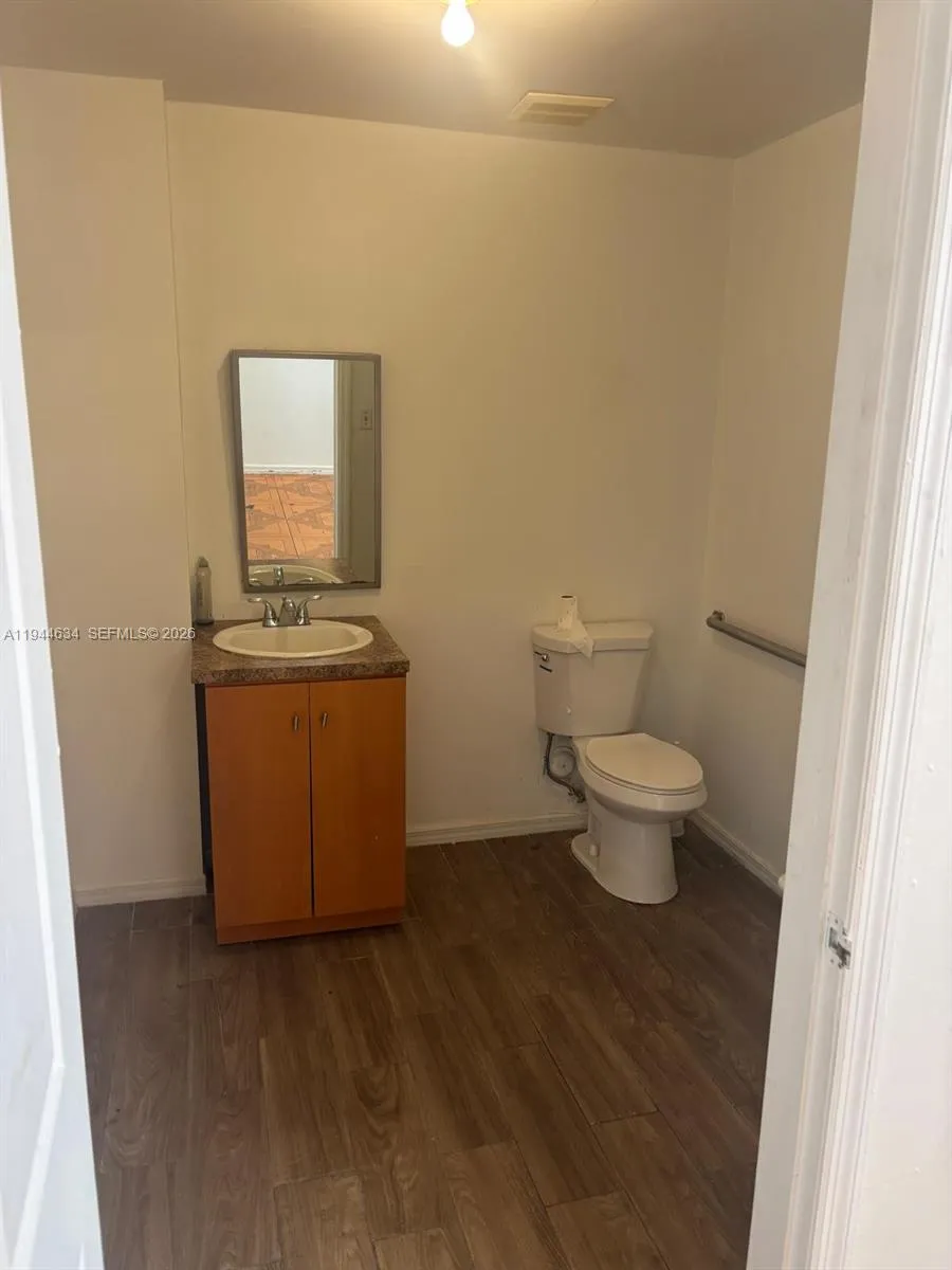 3401 N State Road 7 4020, Lauderdale Lakes, Florid, Lauderdale Lakes, Florida 33319, ,Commercial Lease,For Rent,3401 N State Road 7 4020, Lauderdale Lakes, Florid,A11944634