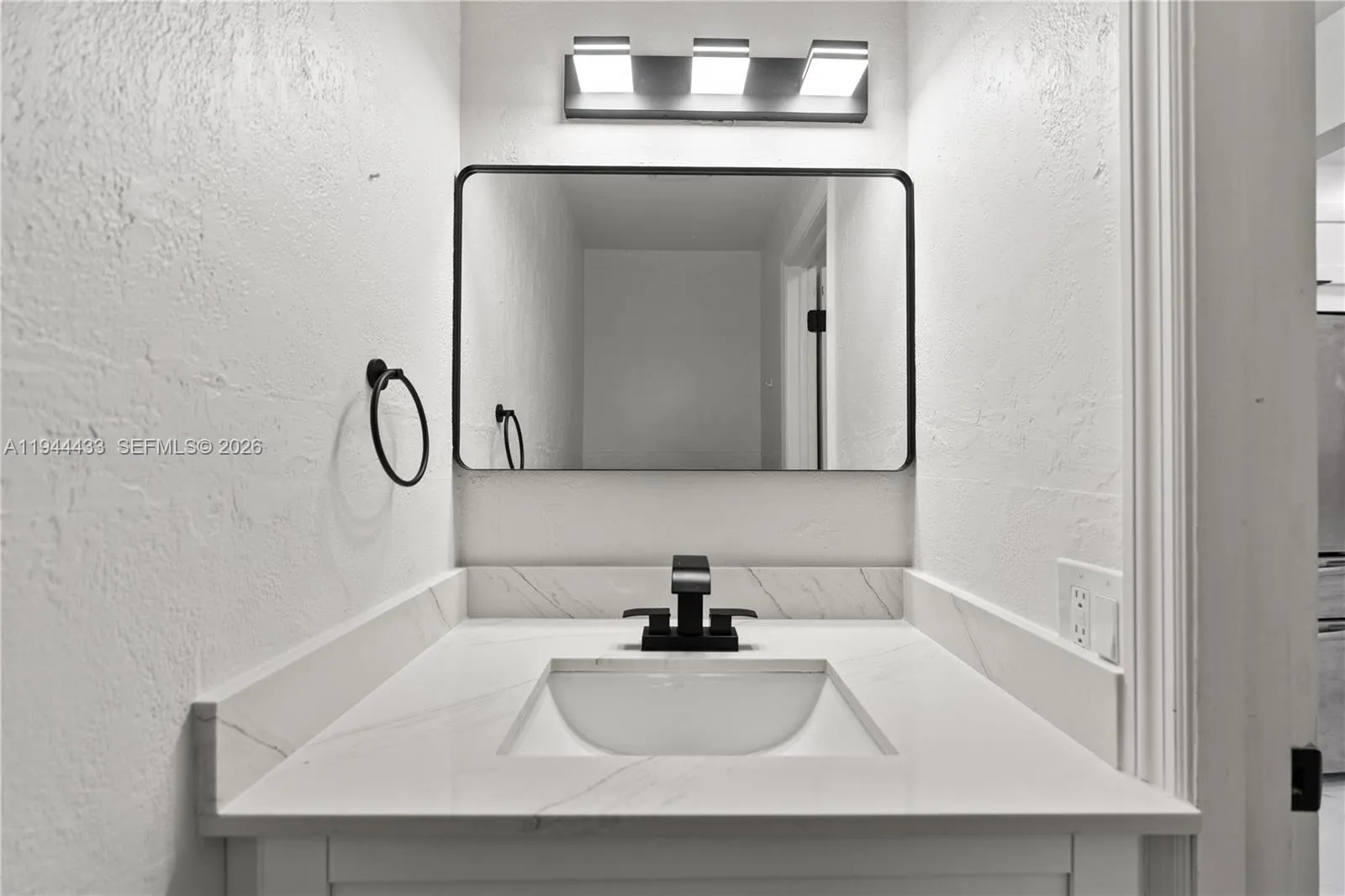 9740 Nw 10th St 82, Pembroke Pines, Florida 33024, Pembroke Pines, Florida 33024, 2 Bedrooms Bedrooms, ,2 BathroomsBathrooms,Residential,For Sale,9740 Nw 10th St 82, Pembroke Pines, Florida 33024,A11944433