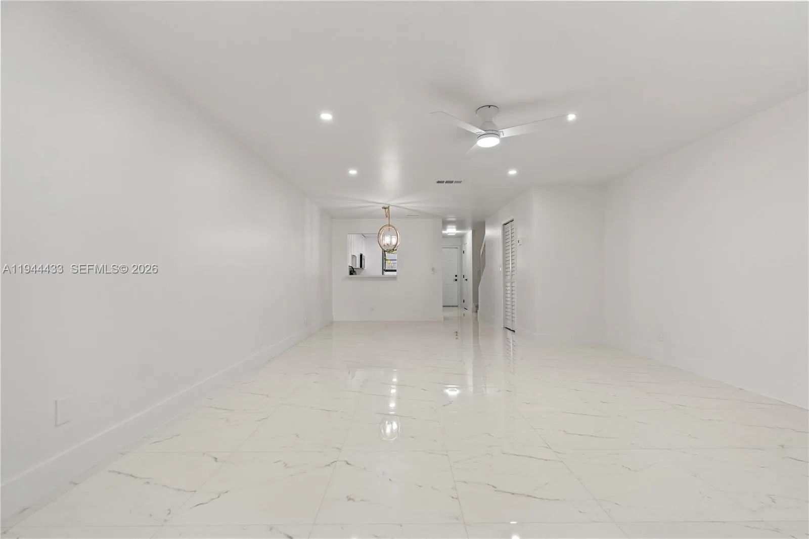 9740 Nw 10th St 82, Pembroke Pines, Florida 33024, Pembroke Pines, Florida 33024, 2 Bedrooms Bedrooms, ,2 BathroomsBathrooms,Residential,For Sale,9740 Nw 10th St 82, Pembroke Pines, Florida 33024,A11944433