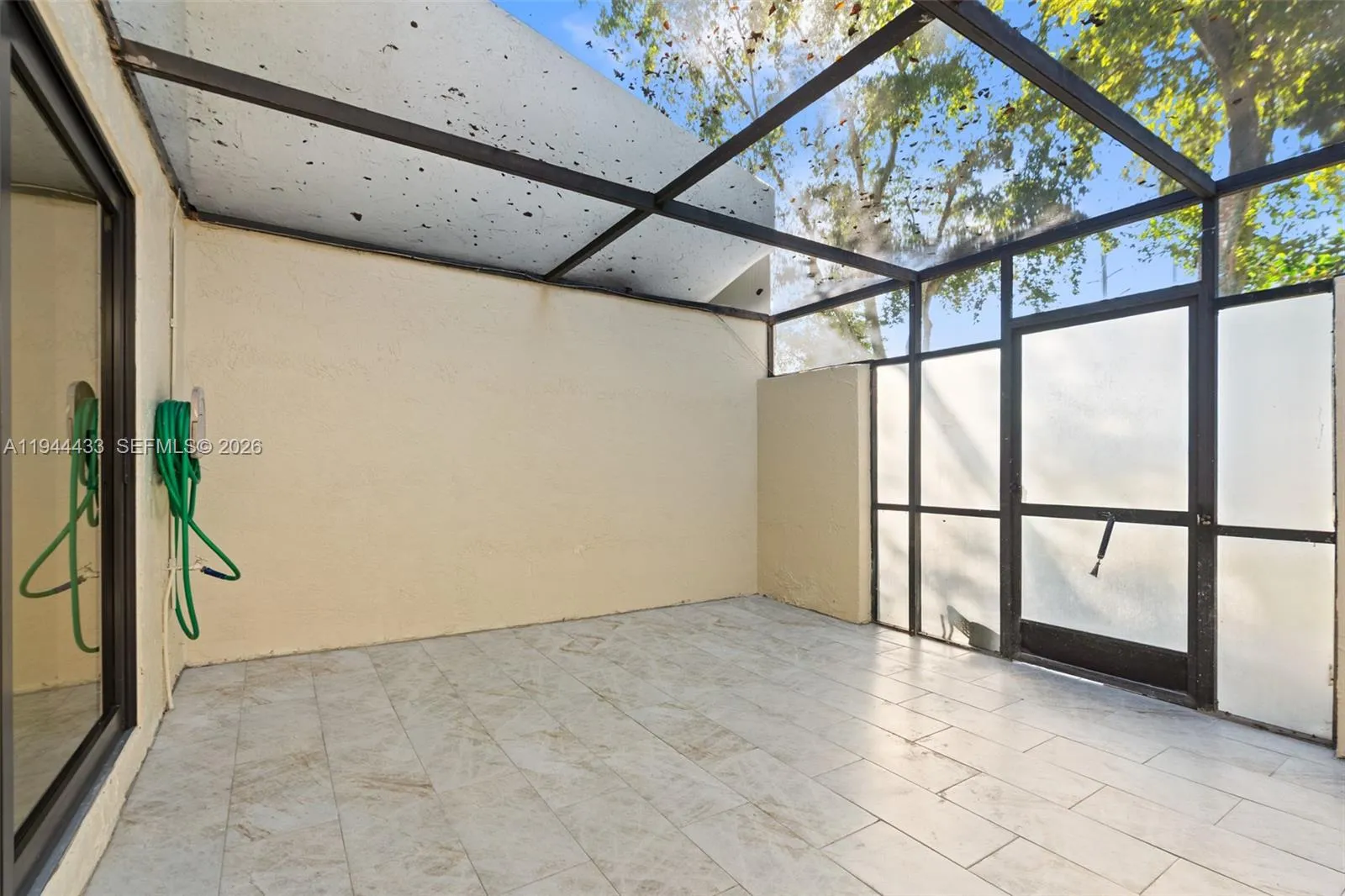 9740 Nw 10th St 82, Pembroke Pines, Florida 33024, Pembroke Pines, Florida 33024, 2 Bedrooms Bedrooms, ,2 BathroomsBathrooms,Residential,For Sale,9740 Nw 10th St 82, Pembroke Pines, Florida 33024,A11944433