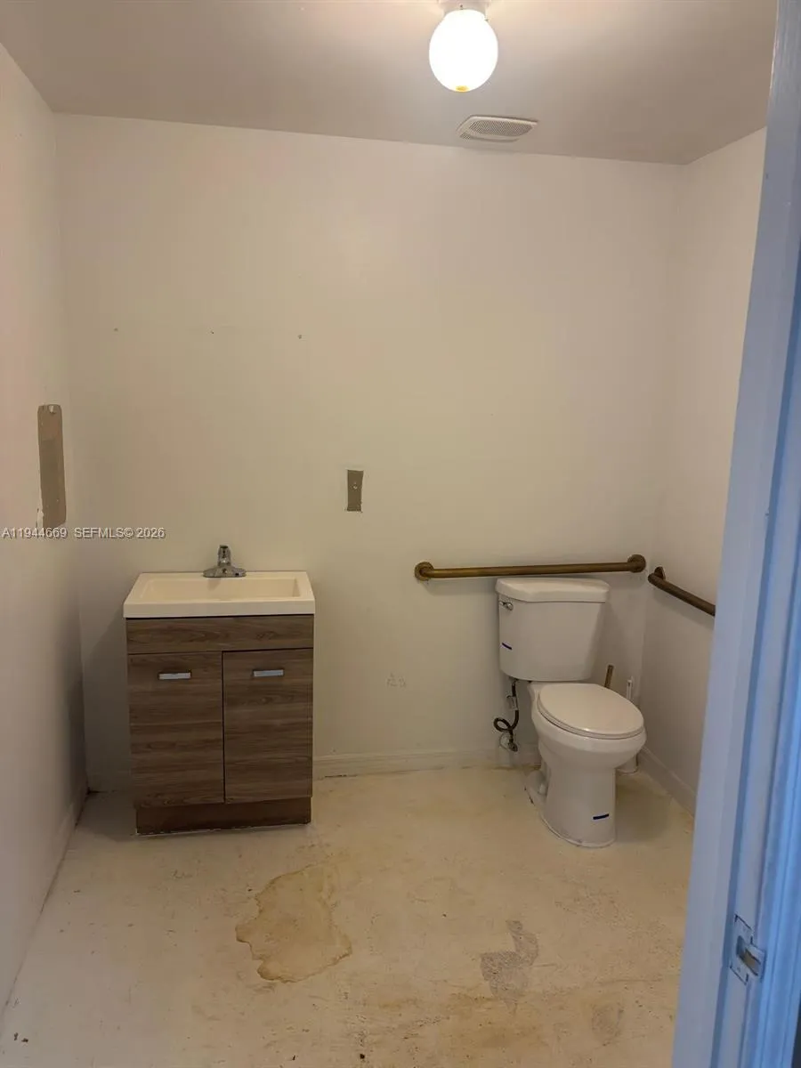 3401 N State Road 7 4060, Lauderdale Lakes, Florid, Lauderdale Lakes, Florida 33319, ,Commercial Lease,For Rent,3401 N State Road 7 4060, Lauderdale Lakes, Florid,A11944669