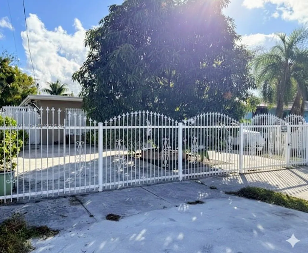 2118 Nw 86th St, Miami, Florida 33147, Miami, Florida 33147, 4 Bedrooms Bedrooms, ,2 BathroomsBathrooms,Residential,For Sale,2118 Nw 86th St, Miami, Florida 33147,A11942711