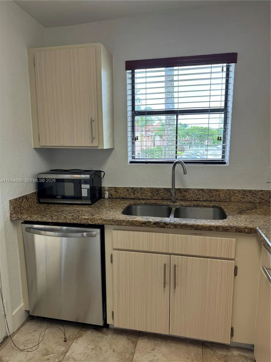 10441 Sw 155th Ct 921, Miami, Florida 33196, Miami, Florida 33196, 1 Bedroom Bedrooms, ,1 BathroomBathrooms,Residential Lease,For Rent,10441 Sw 155th Ct 921, Miami, Florida 33196,A11944506