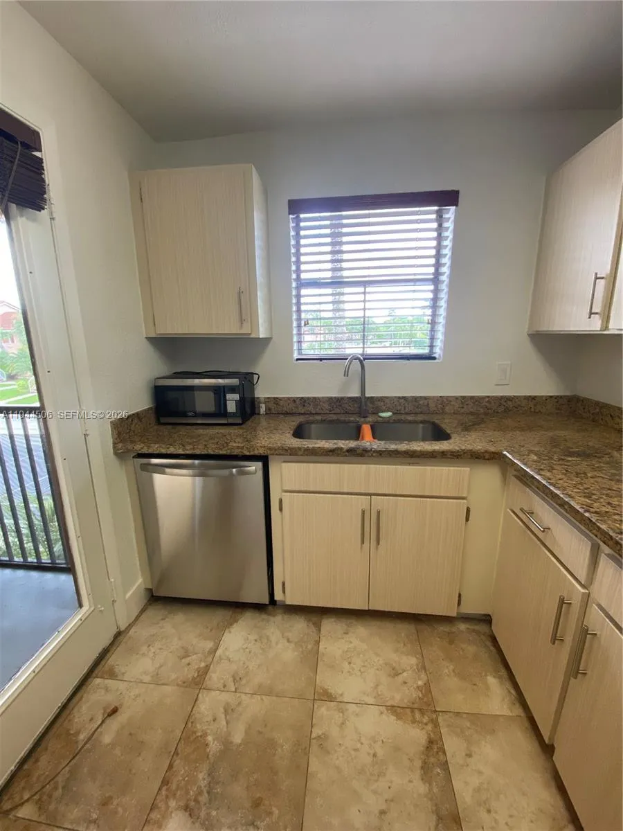 10441 Sw 155th Ct 921, Miami, Florida 33196, Miami, Florida 33196, 1 Bedroom Bedrooms, ,1 BathroomBathrooms,Residential Lease,For Rent,10441 Sw 155th Ct 921, Miami, Florida 33196,A11944506