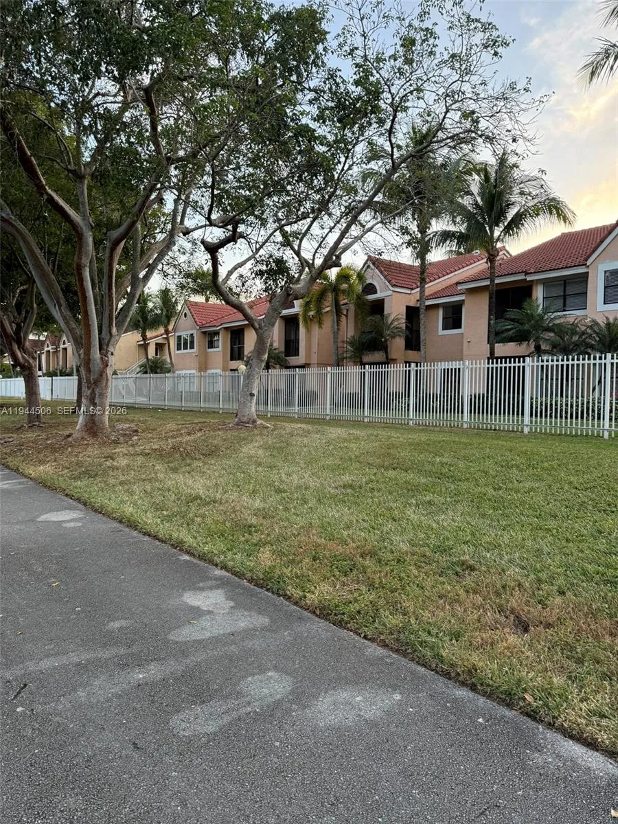 10441 Sw 155th Ct 921, Miami, Florida 33196, Miami, Florida 33196, 1 Bedroom Bedrooms, ,1 BathroomBathrooms,Residential Lease,For Rent,10441 Sw 155th Ct 921, Miami, Florida 33196,A11944506