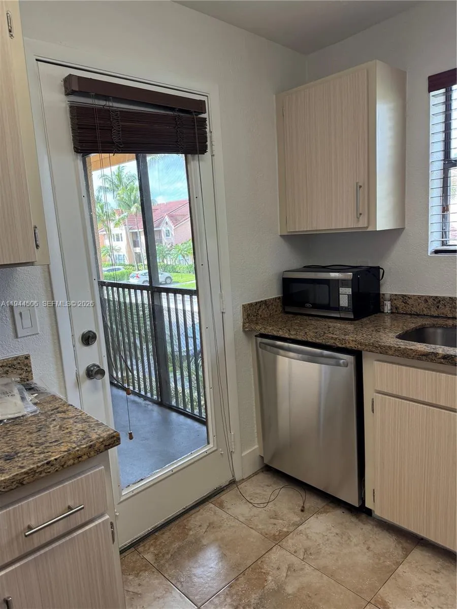 10441 Sw 155th Ct 921, Miami, Florida 33196, Miami, Florida 33196, 1 Bedroom Bedrooms, ,1 BathroomBathrooms,Residential Lease,For Rent,10441 Sw 155th Ct 921, Miami, Florida 33196,A11944506