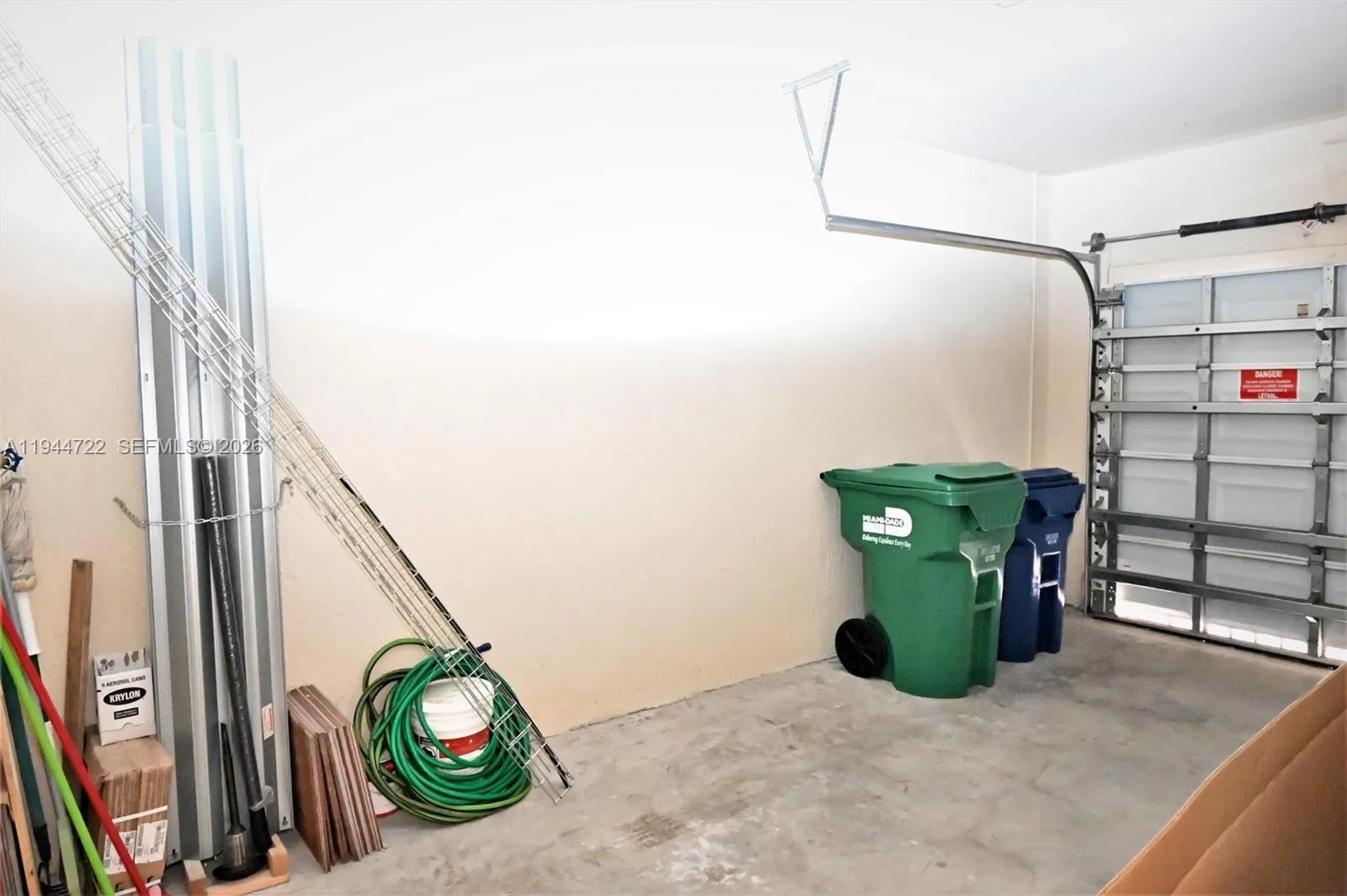 23876 Sw 118th Ave 23876, Homestead, Florida 33032, Homestead, Florida 33032, 3 Bedrooms Bedrooms, ,2 BathroomsBathrooms,Residential Lease,For Rent,23876 Sw 118th Ave 23876, Homestead, Florida 33032,A11944722