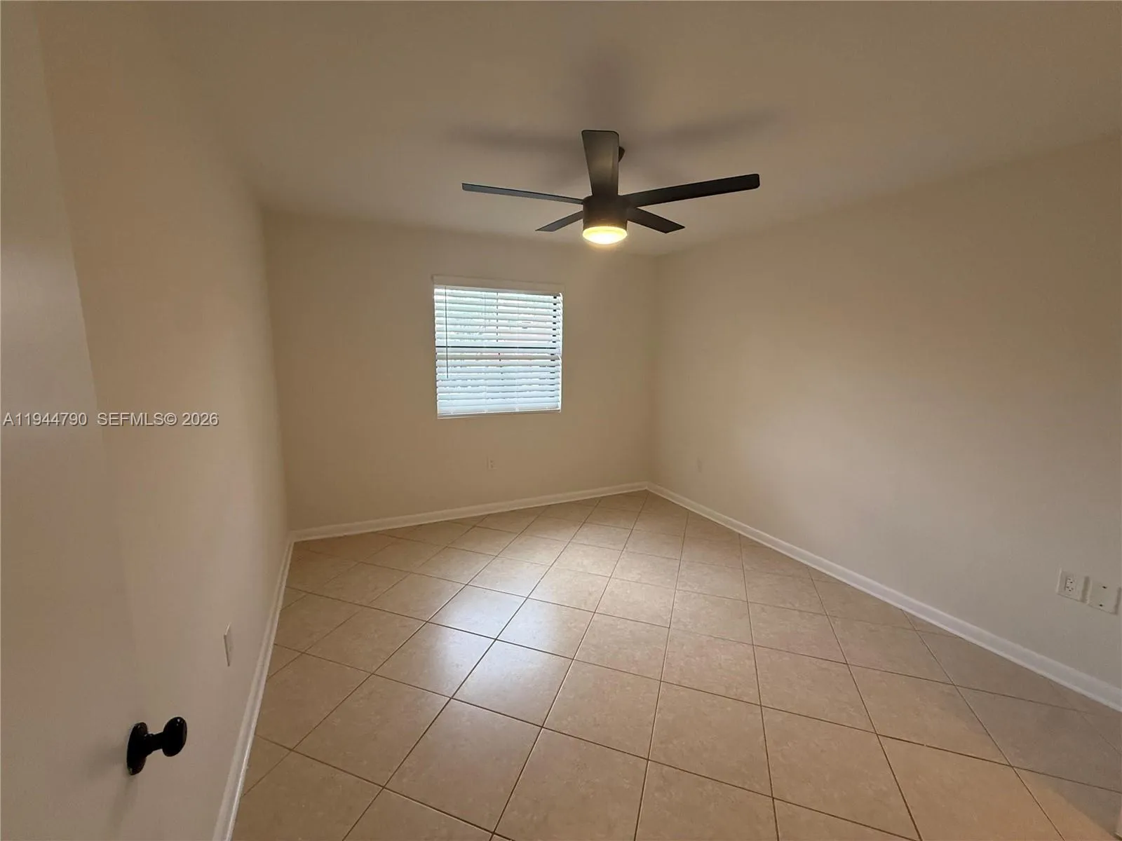 15581 Sw 104th Ter 222, Miami, Florida 33196, Miami, Florida 33196, 1 Bedroom Bedrooms, ,1 BathroomBathrooms,Residential Lease,For Rent,15581 Sw 104th Ter 222, Miami, Florida 33196,A11944790