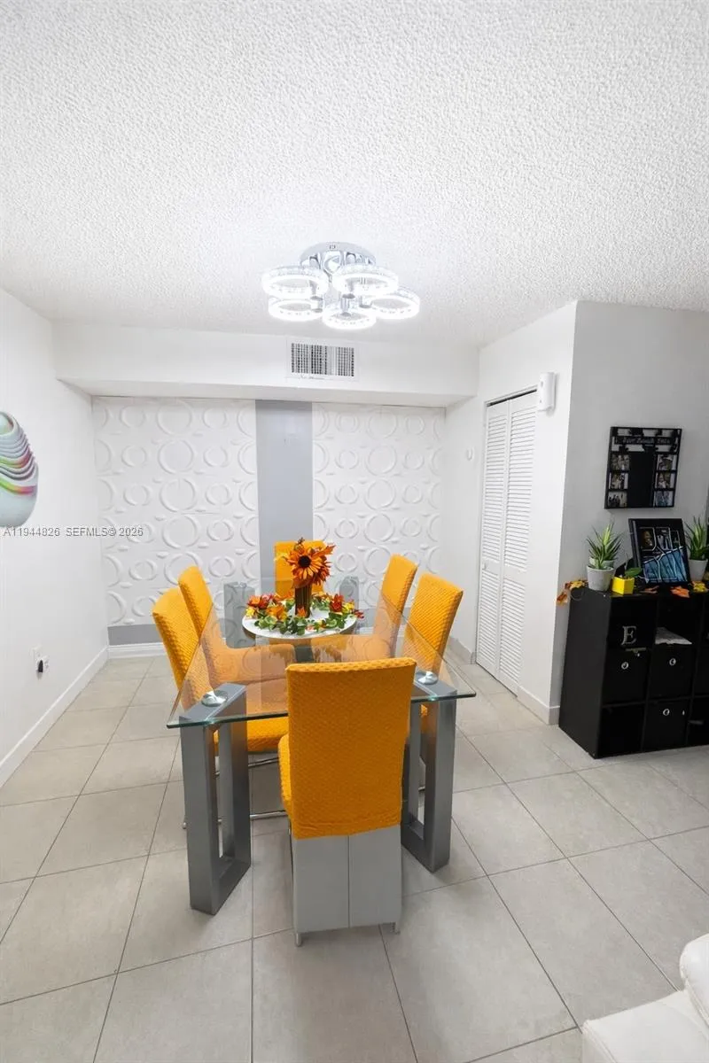 8460 Sw 154th Cir Ct 121, Miami, Florida 33193, Miami, Florida 33193, 3 Bedrooms Bedrooms, ,2 BathroomsBathrooms,Residential,For Sale,8460 Sw 154th Cir Ct 121, Miami, Florida 33193,A11944826