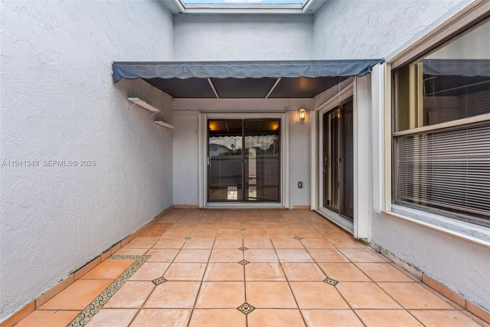 6476 Sw 152nd Cir Pl 14-76, Miami, Florida 33193, Miami, Florida 33193, 2 Bedrooms Bedrooms, ,2 BathroomsBathrooms,Residential,For Sale,6476 Sw 152nd Cir Pl 14-76, Miami, Florida 33193,A11941343