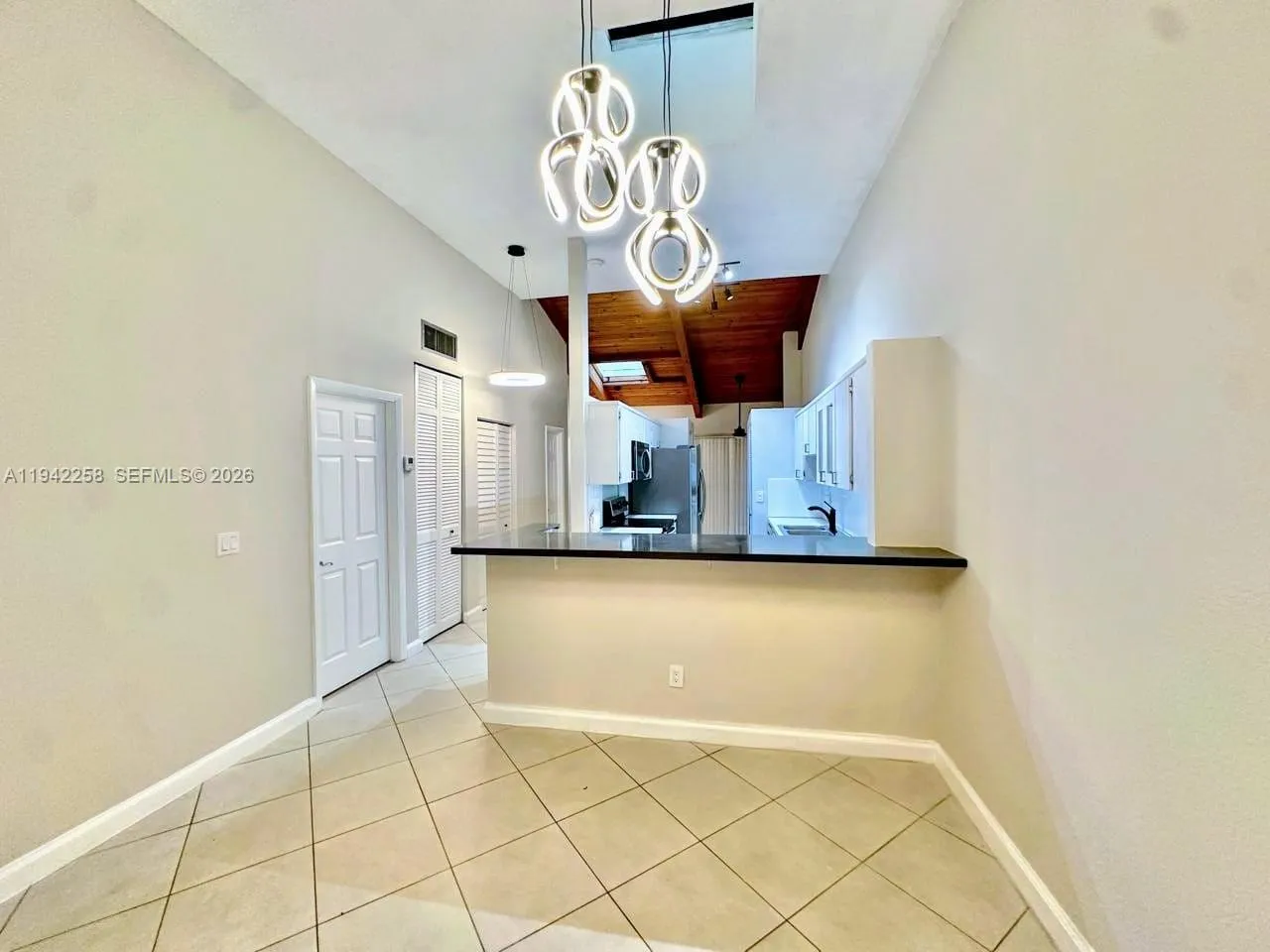 2753 S Parkview Dr, Hallandale Beach, Florida 3300, Hallandale Beach, Florida 33009, 2 Bedrooms Bedrooms, ,2 BathroomsBathrooms,Residential Lease,For Rent,2753 S Parkview Dr, Hallandale Beach, Florida 3300,A11942258