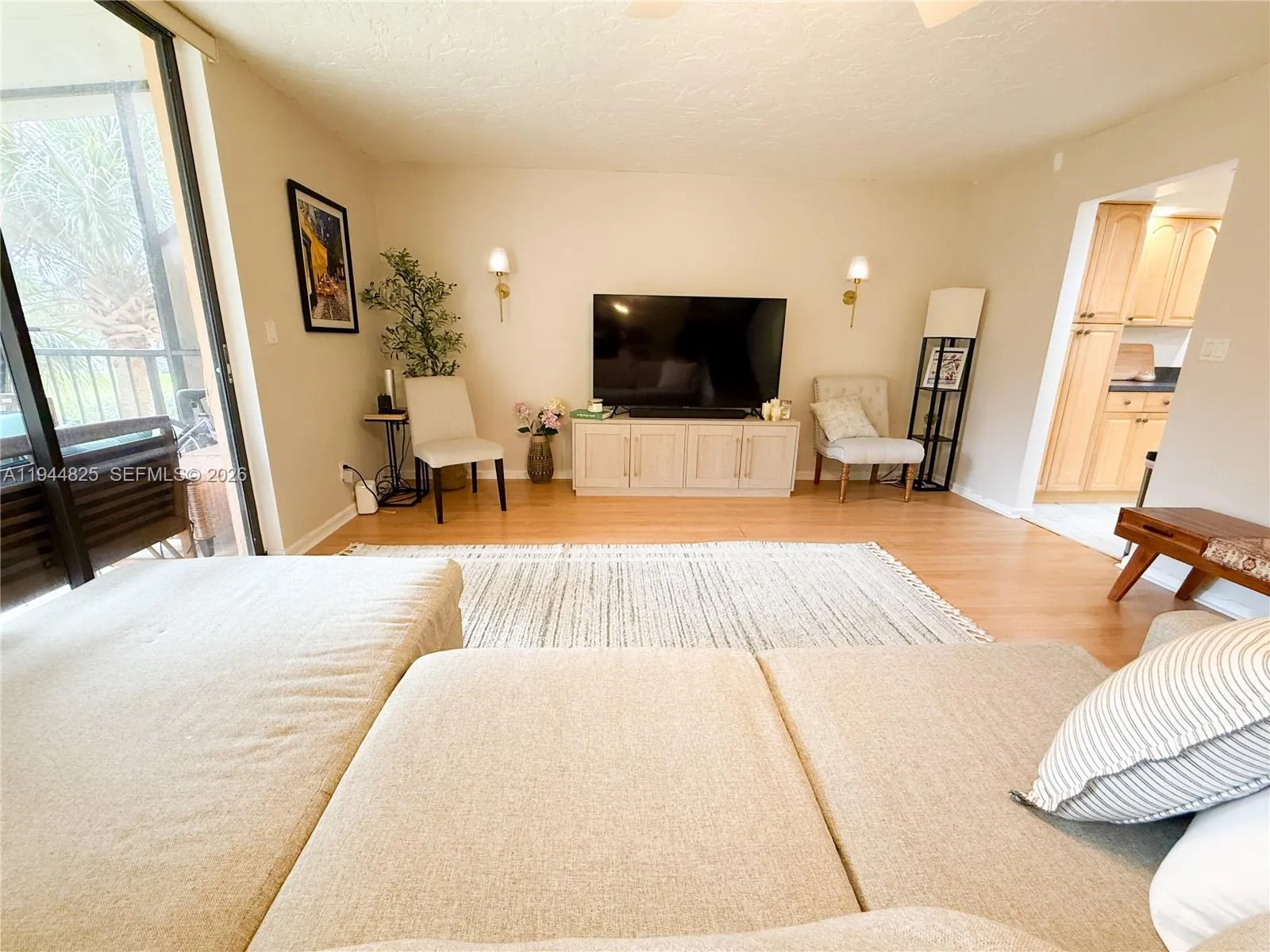 450 Commodore Dr 306, Plantation, Florida 33325, Plantation, Florida 33325, 2 Bedrooms Bedrooms, ,2 BathroomsBathrooms,Residential,For Sale,450 Commodore Dr 306, Plantation, Florida 33325,A11944825