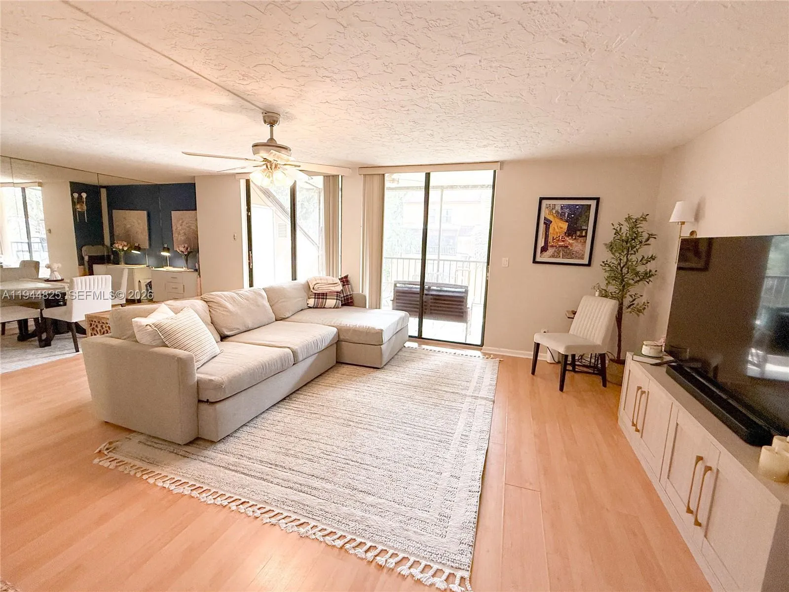 450 Commodore Dr 306, Plantation, Florida 33325, Plantation, Florida 33325, 2 Bedrooms Bedrooms, ,2 BathroomsBathrooms,Residential,For Sale,450 Commodore Dr 306, Plantation, Florida 33325,A11944825