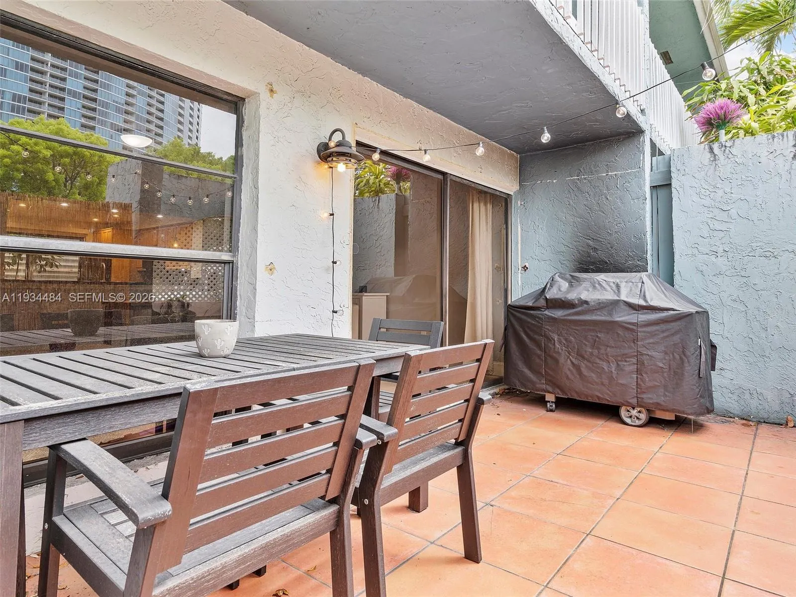 515 Ne 38th St 10, Miami, Florida 33137, Miami, Florida 33137, 2 Bedrooms Bedrooms, ,1 BathroomBathrooms,Residential,For Sale,515 Ne 38th St 10, Miami, Florida 33137,A11934484