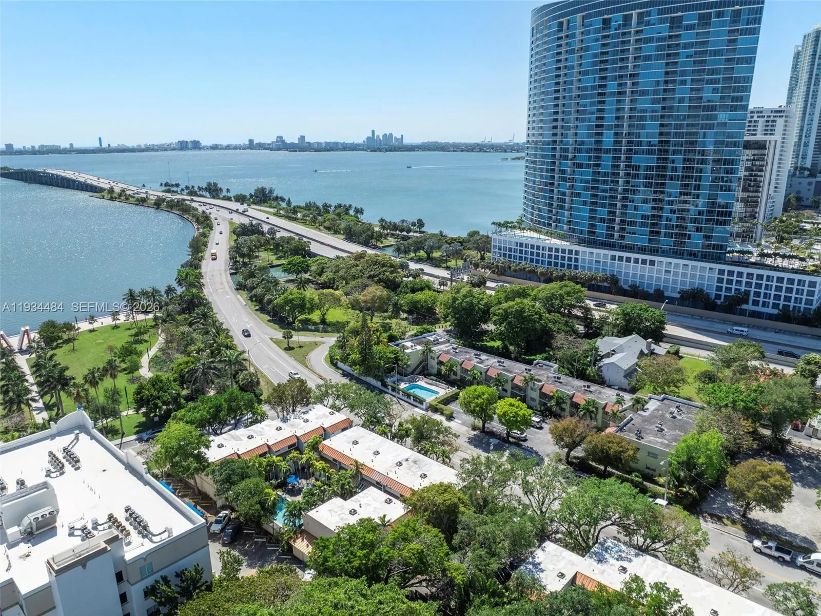 515 Ne 38th St 10, Miami, Florida 33137, Miami, Florida 33137, 2 Bedrooms Bedrooms, ,1 BathroomBathrooms,Residential,For Sale,515 Ne 38th St 10, Miami, Florida 33137,A11934484