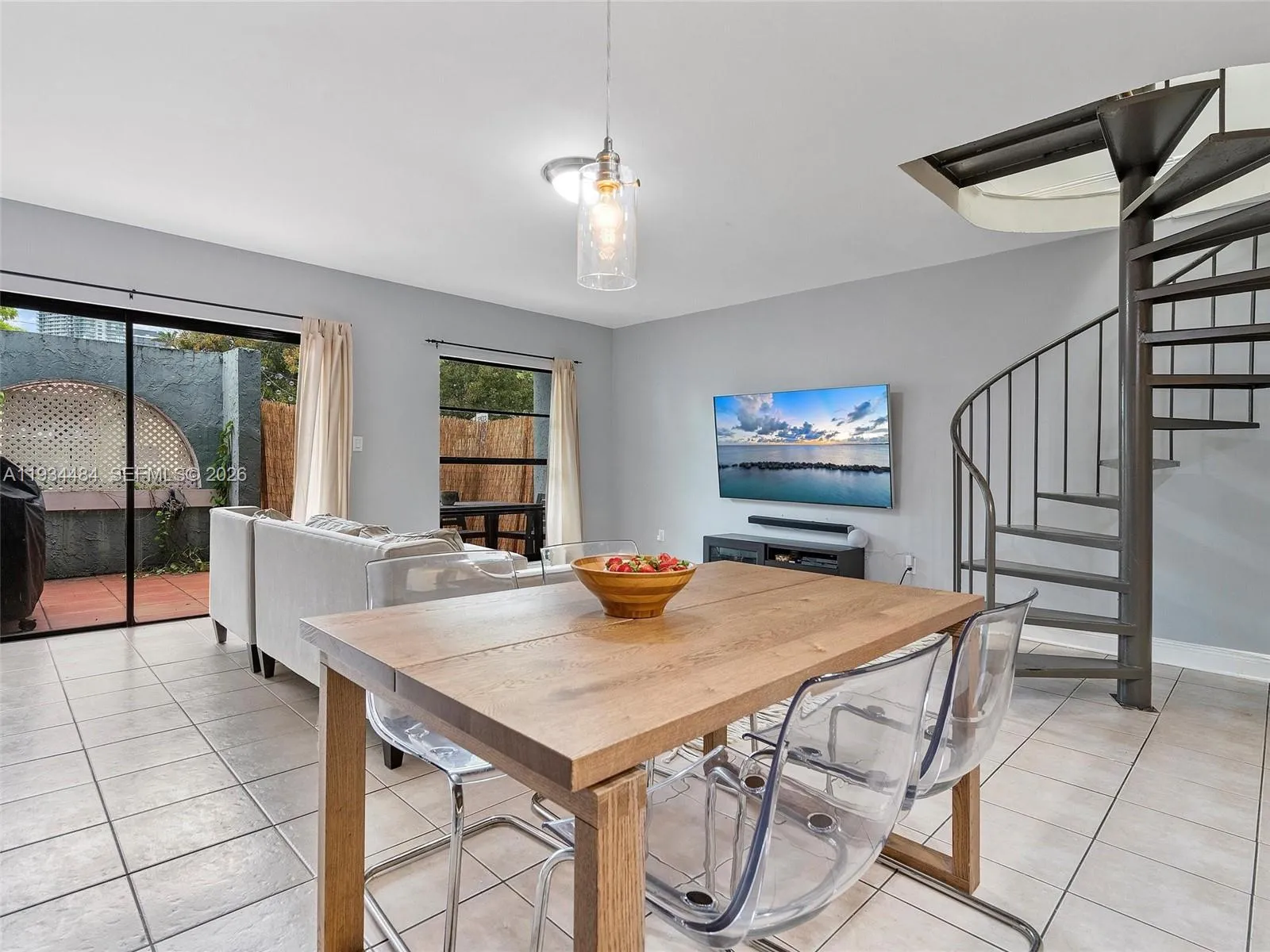 515 Ne 38th St 10, Miami, Florida 33137, Miami, Florida 33137, 2 Bedrooms Bedrooms, ,1 BathroomBathrooms,Residential,For Sale,515 Ne 38th St 10, Miami, Florida 33137,A11934484