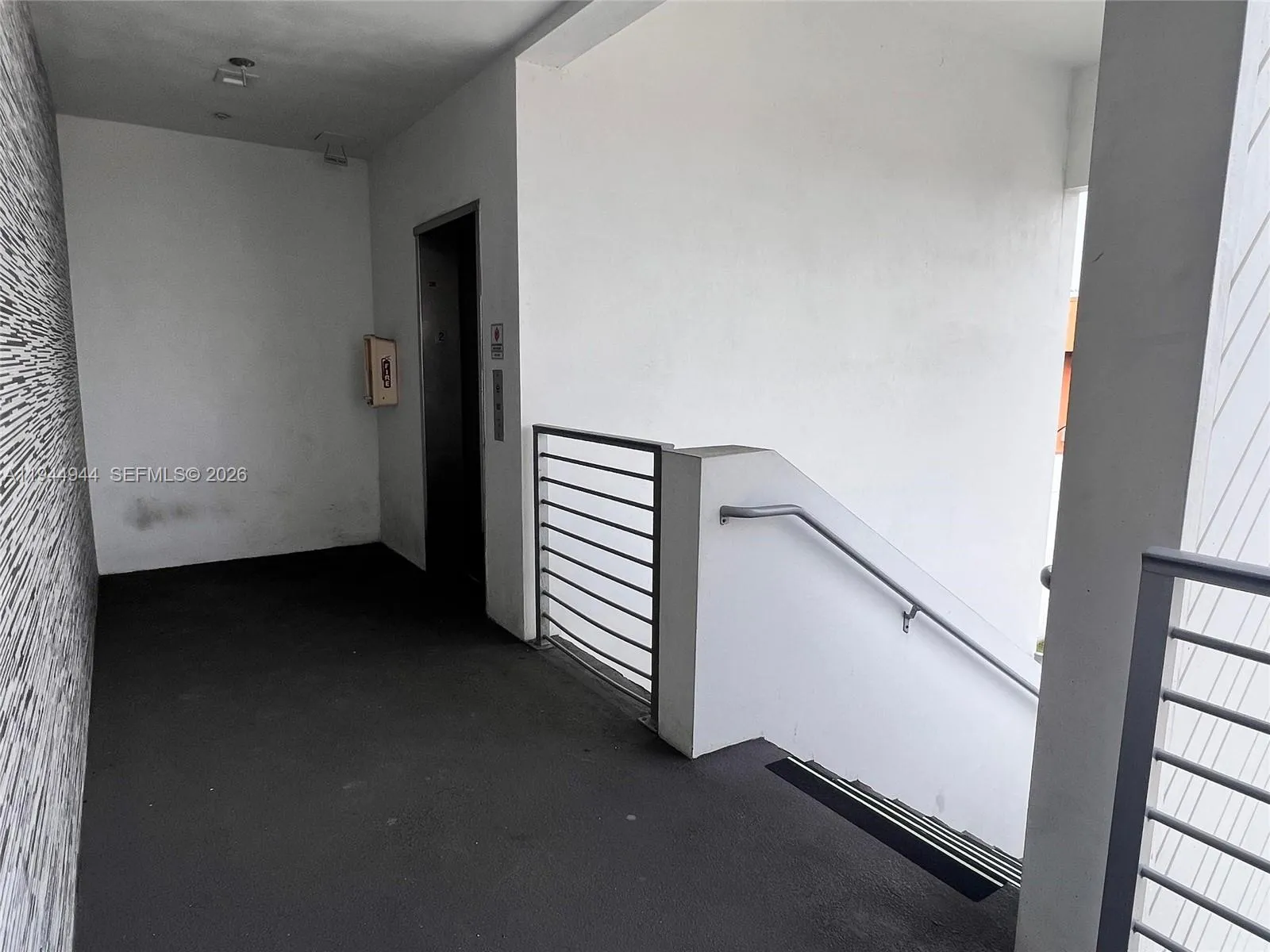 2721 Nw 42nd Ave 203, Miami, Florida 33142, Miami, Florida 33142, ,Commercial Lease,For Rent,2721 Nw 42nd Ave 203, Miami, Florida 33142,A11944944