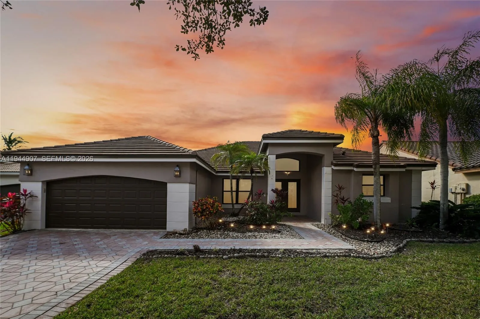 700 Verona Ct, Weston, Florida 33326, Weston, Florida 33326, 4 Bedrooms Bedrooms, ,3 BathroomsBathrooms,Residential,For Sale,700 Verona Ct, Weston, Florida 33326,A11944907