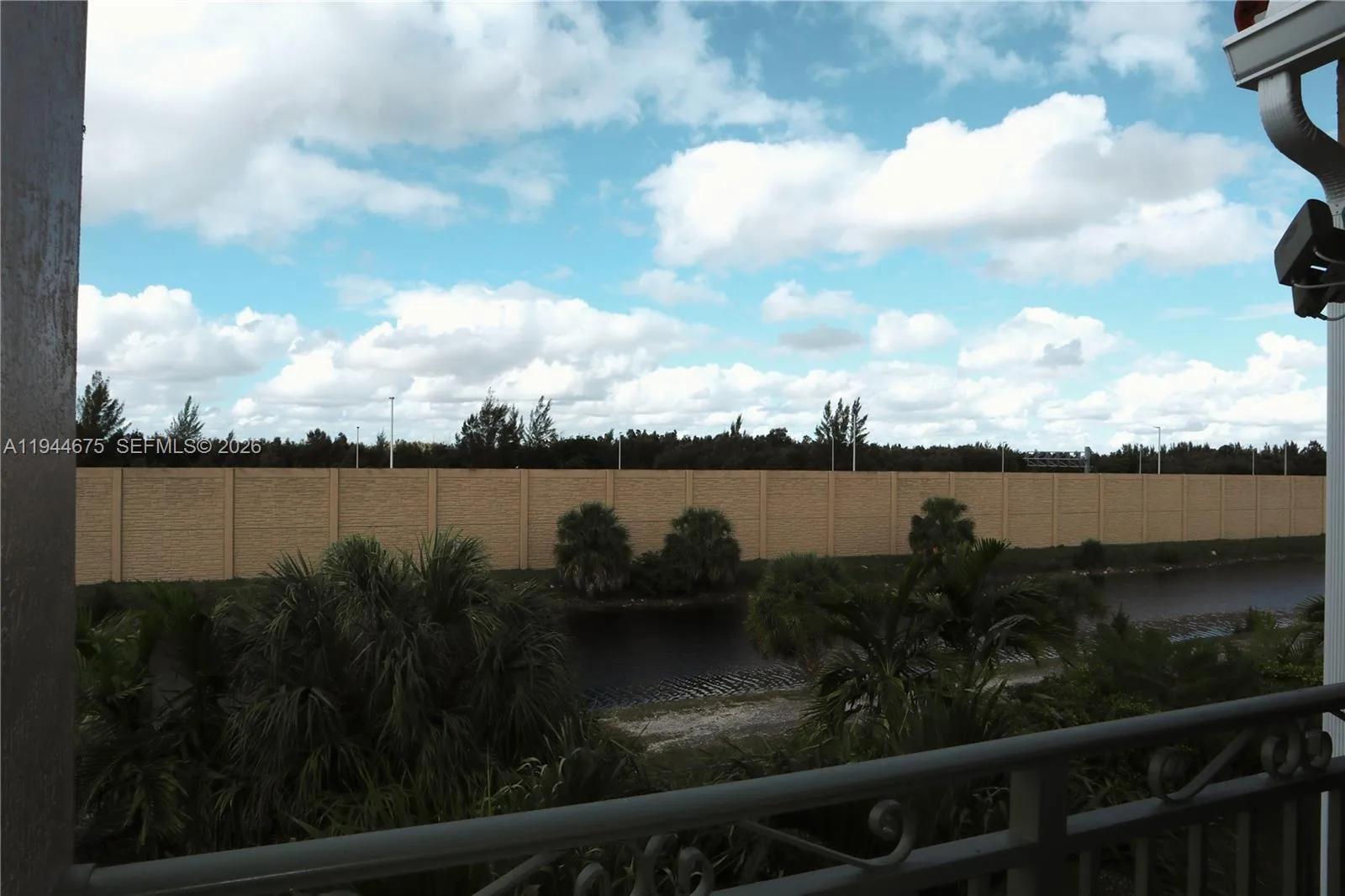 6440 Nw 114th Ave 437, Doral, Florida 33178, Doral, Florida 33178, 2 Bedrooms Bedrooms, ,2 BathroomsBathrooms,Residential,For Sale,6440 Nw 114th Ave 437, Doral, Florida 33178,A11944675