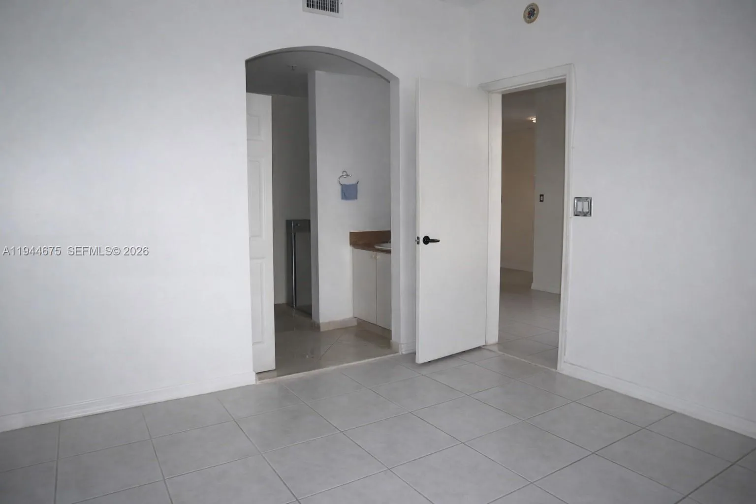 6440 Nw 114th Ave 437, Doral, Florida 33178, Doral, Florida 33178, 2 Bedrooms Bedrooms, ,2 BathroomsBathrooms,Residential,For Sale,6440 Nw 114th Ave 437, Doral, Florida 33178,A11944675