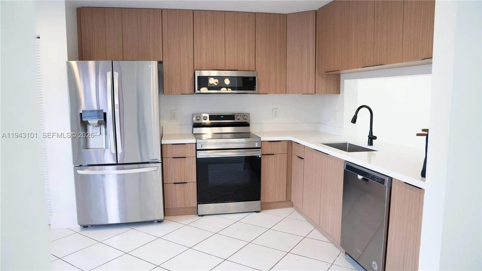 9023 Sw 113th Place Cir W, Miami, Florida 33176, Miami, Florida 33176, 3 Bedrooms Bedrooms, ,2 BathroomsBathrooms,Residential Lease,For Rent,9023 Sw 113th Place Cir W, Miami, Florida 33176,A11943101