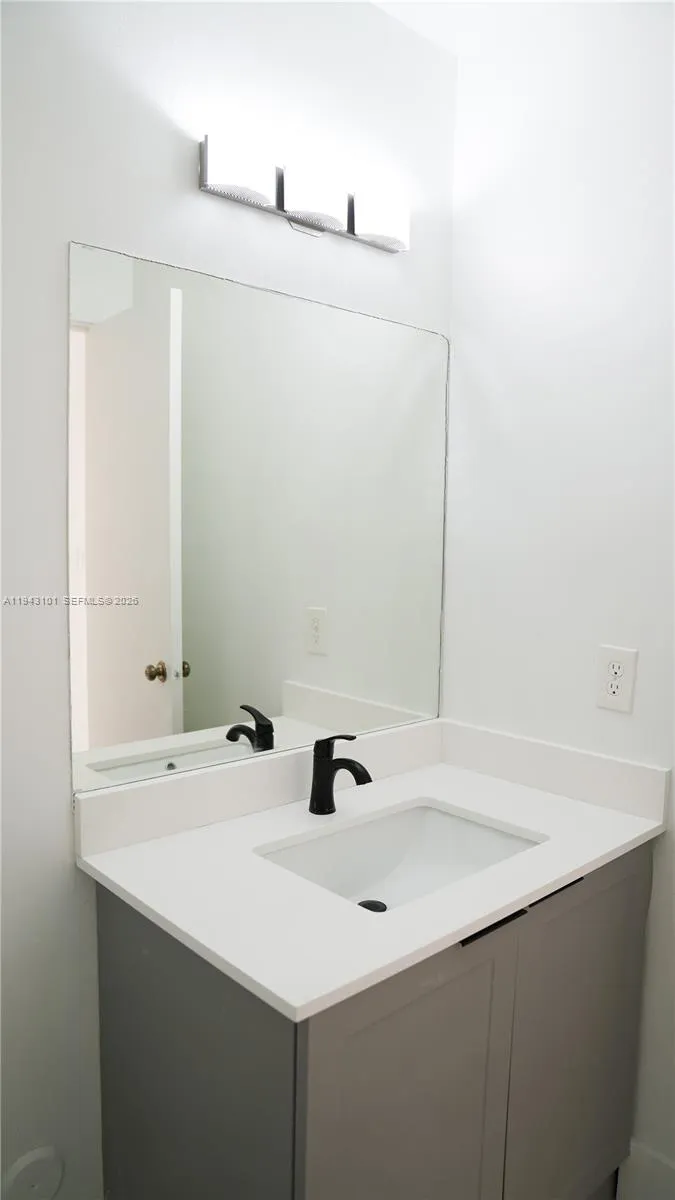 9023 Sw 113th Place Cir W, Miami, Florida 33176, Miami, Florida 33176, 3 Bedrooms Bedrooms, ,2 BathroomsBathrooms,Residential Lease,For Rent,9023 Sw 113th Place Cir W, Miami, Florida 33176,A11943101