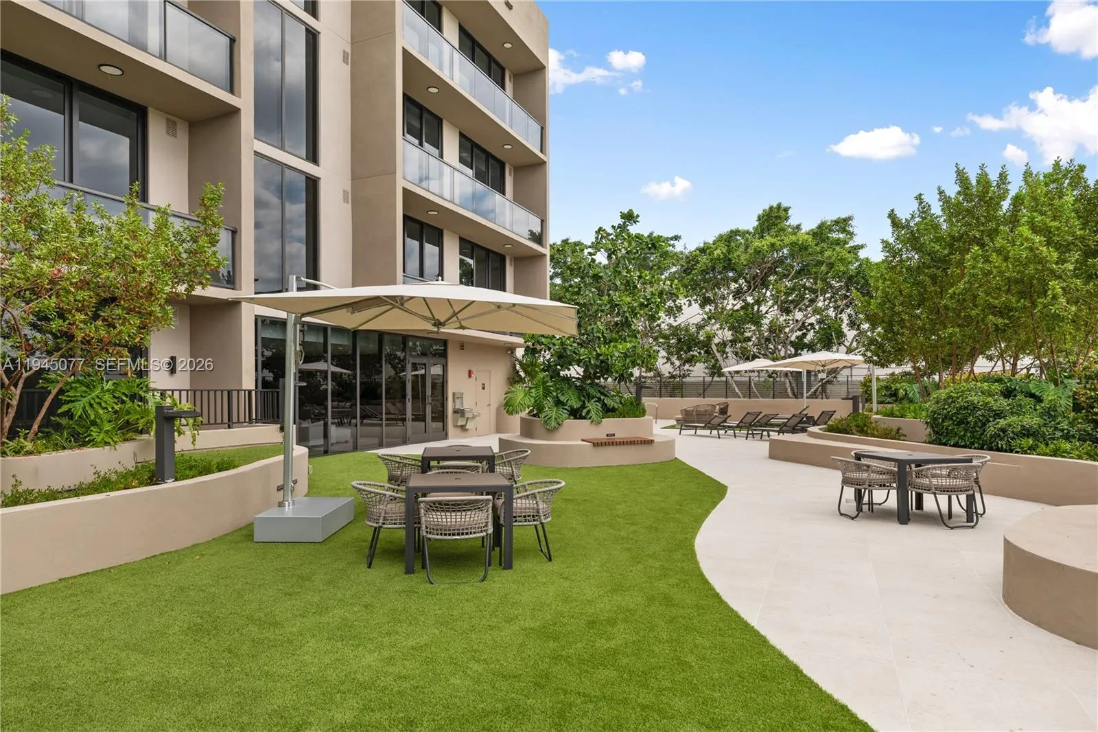 3034 Oak Avenue Lph4, Coconut Grove, Florida 33133, Coconut Grove, Florida 33133, 3 Bedrooms Bedrooms, ,2 BathroomsBathrooms,Residential,For Sale,3034 Oak Avenue Lph4, Coconut Grove, Florida 33133,A11945077