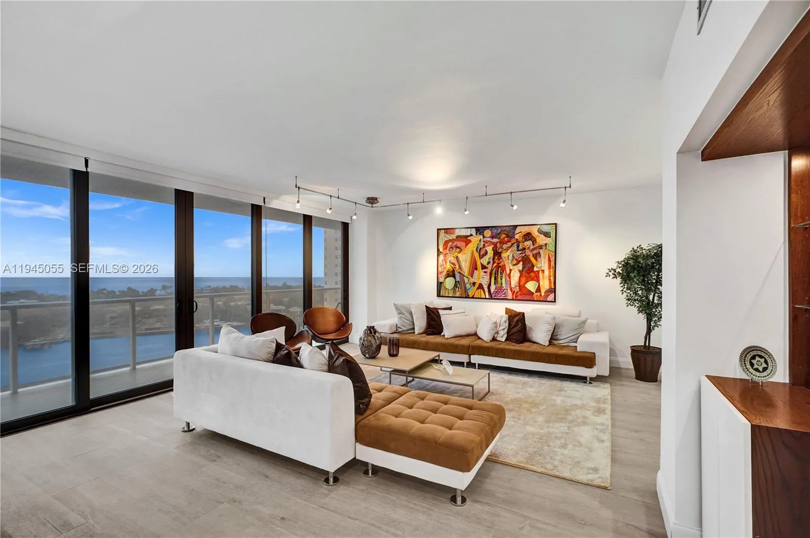 20281 E Country Club Dr 1002, Aventura, Florida 33, Aventura, Florida 33180, 2 Bedrooms Bedrooms, ,2 BathroomsBathrooms,Residential,For Sale,20281 E Country Club Dr 1002, Aventura, Florida 33,A11945055
